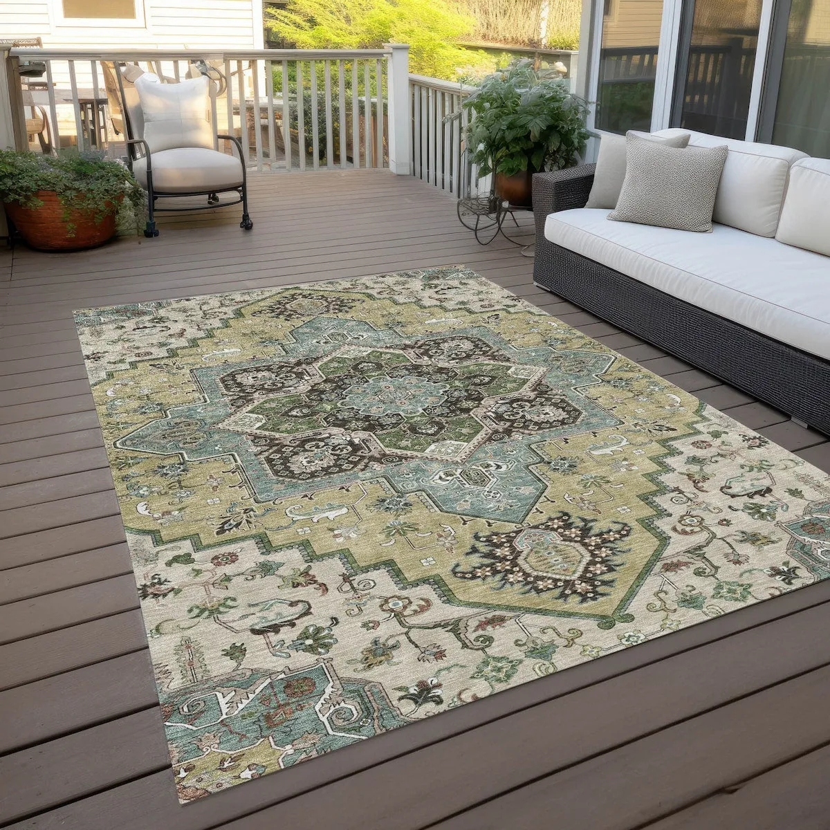 Machine Washable Indoor/ Outdoor Persian Traditional Chantille Rug