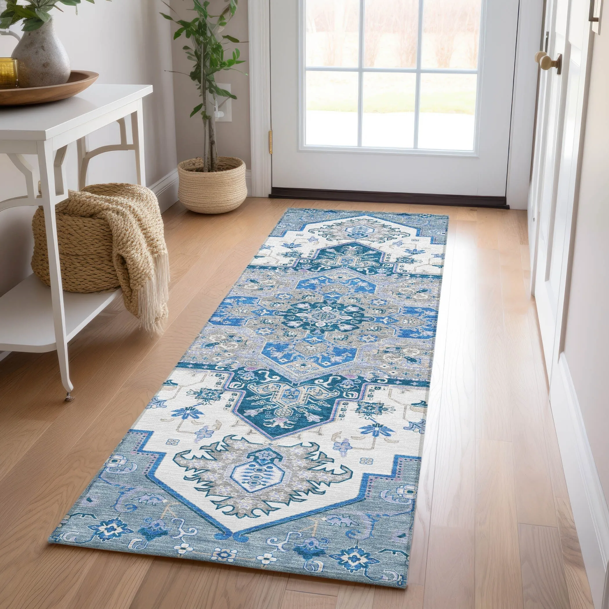 Machine Washable Indoor/ Outdoor Persian Traditional Chantille Rug