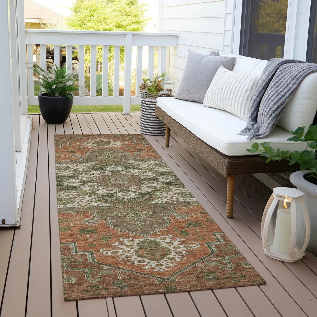 Machine Washable Indoor/ Outdoor Persian Traditional Chantille Rug