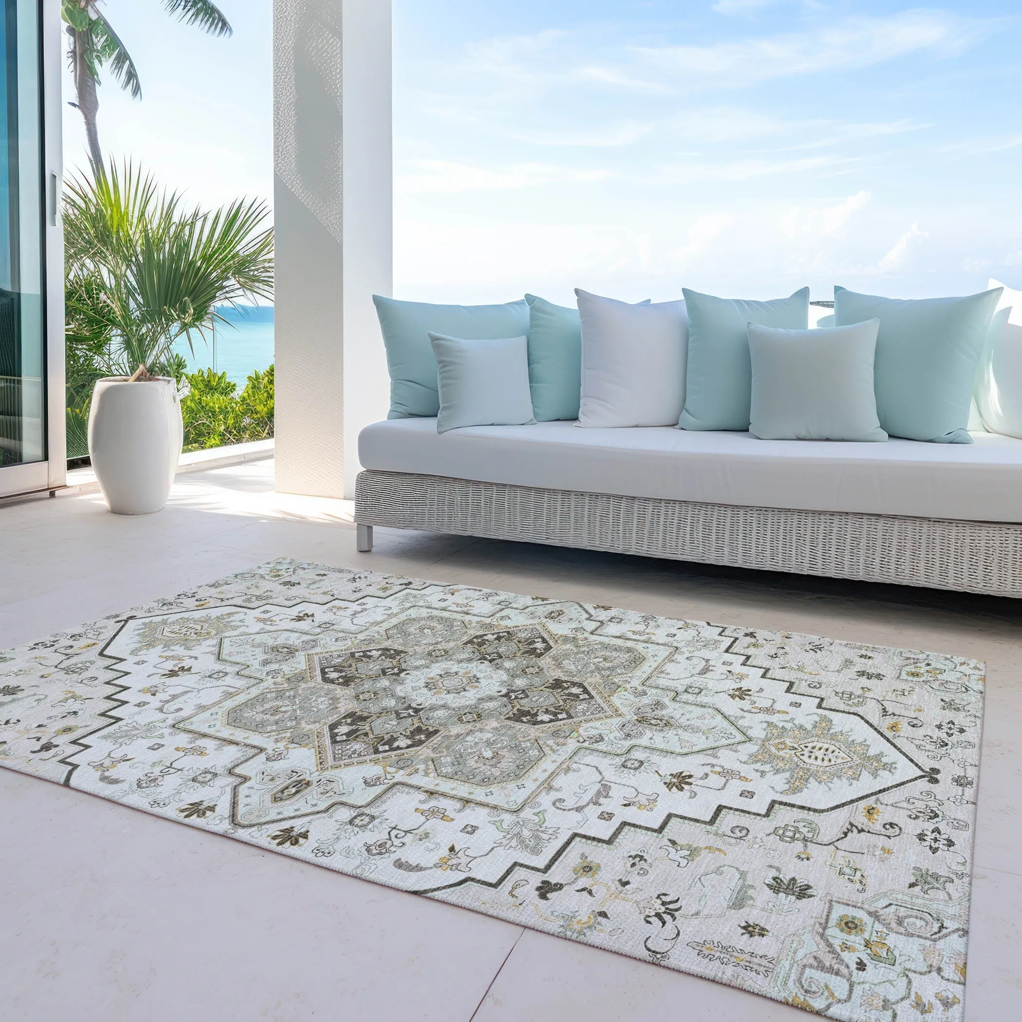 Machine Washable Indoor/ Outdoor Persian Traditional Chantille Rug
