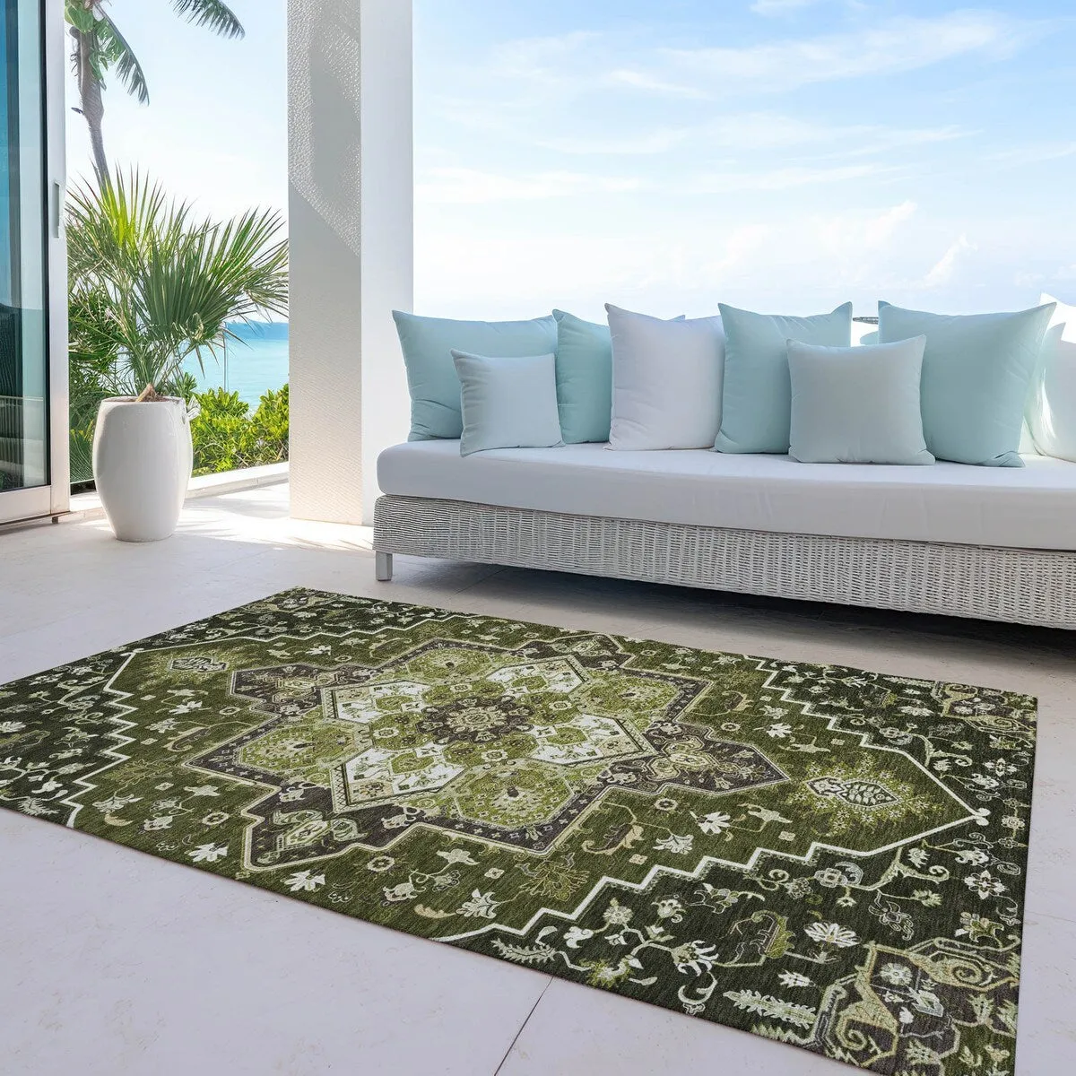 Machine Washable Indoor/ Outdoor Persian Traditional Chantille Rug
