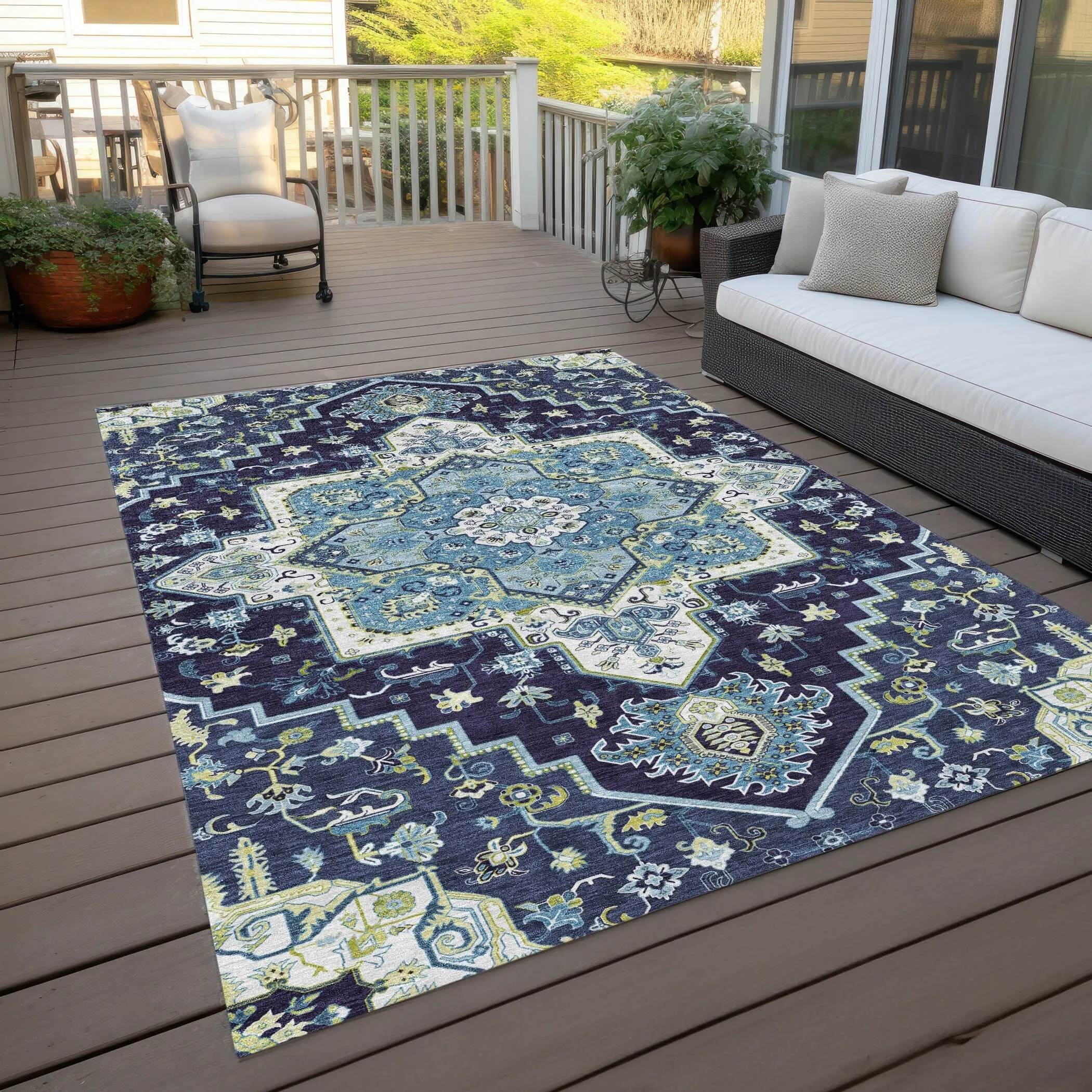Machine Washable Indoor/ Outdoor Persian Traditional Chantille Rug