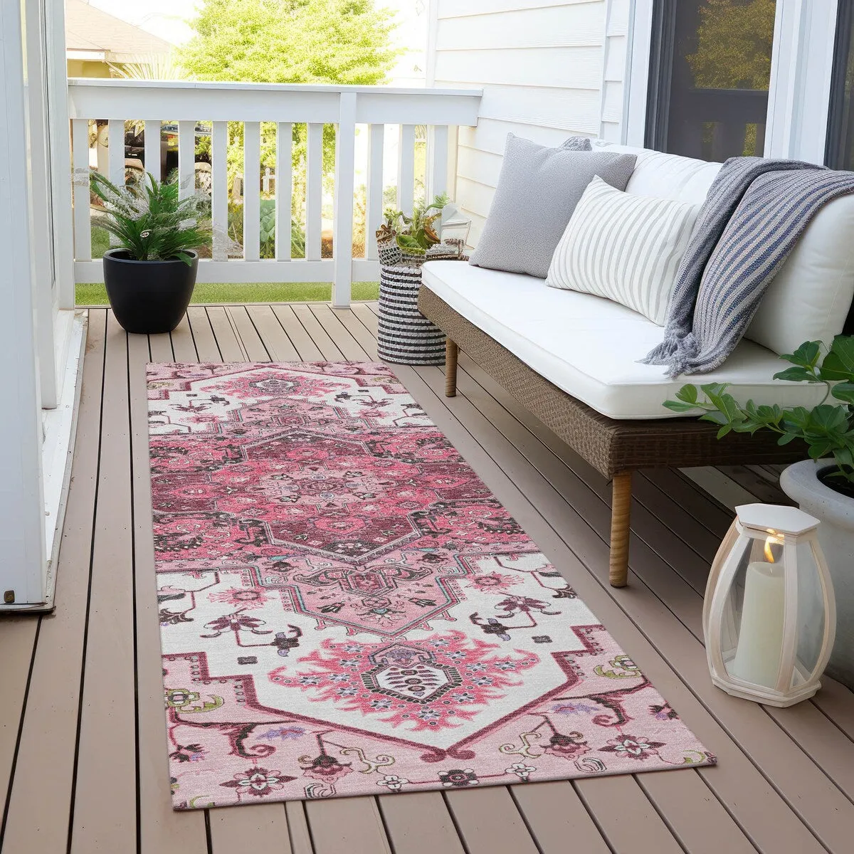 Machine Washable Indoor/ Outdoor Persian Traditional Chantille Rug