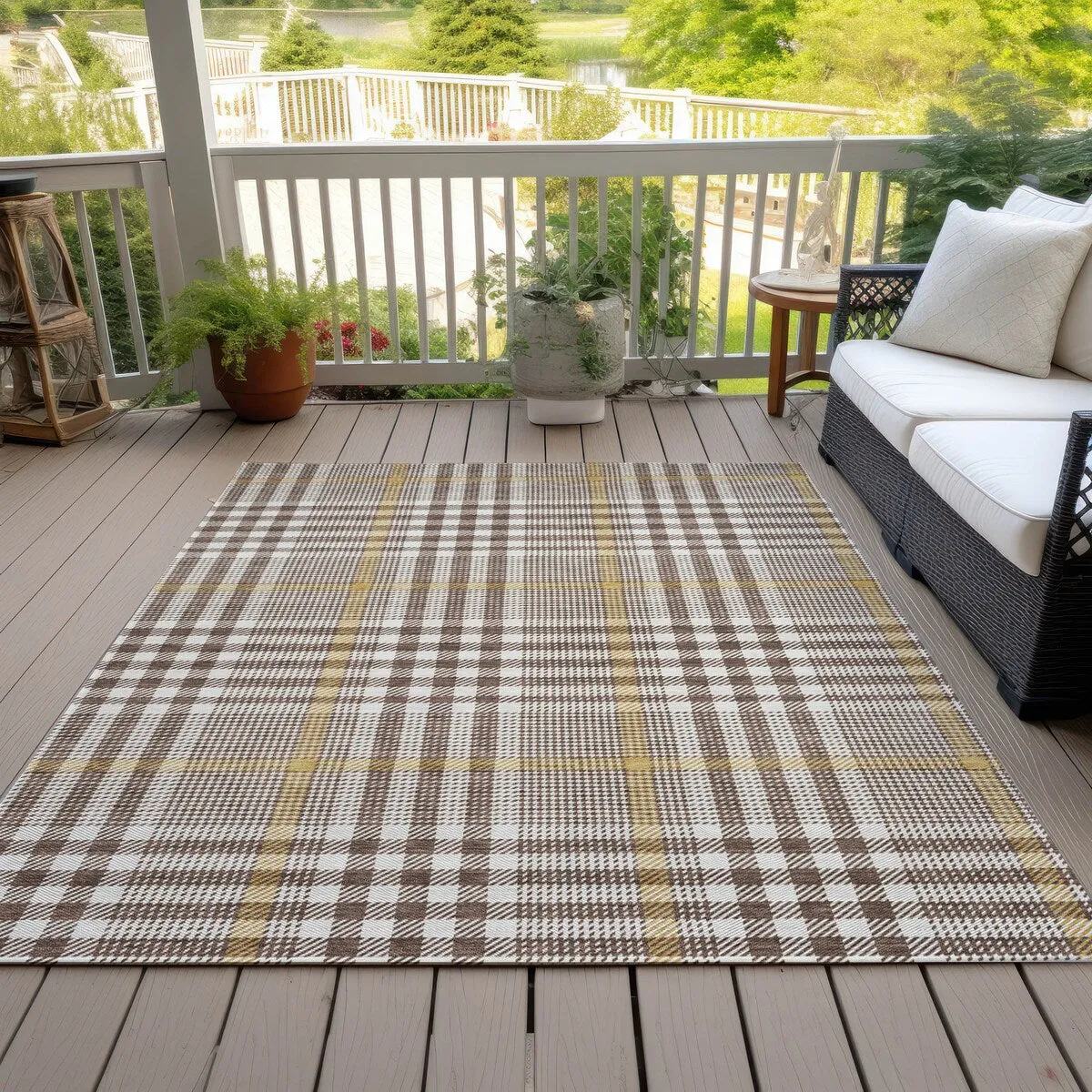 Machine Washable Indoor/ Outdoor Plaid Chantille Rug