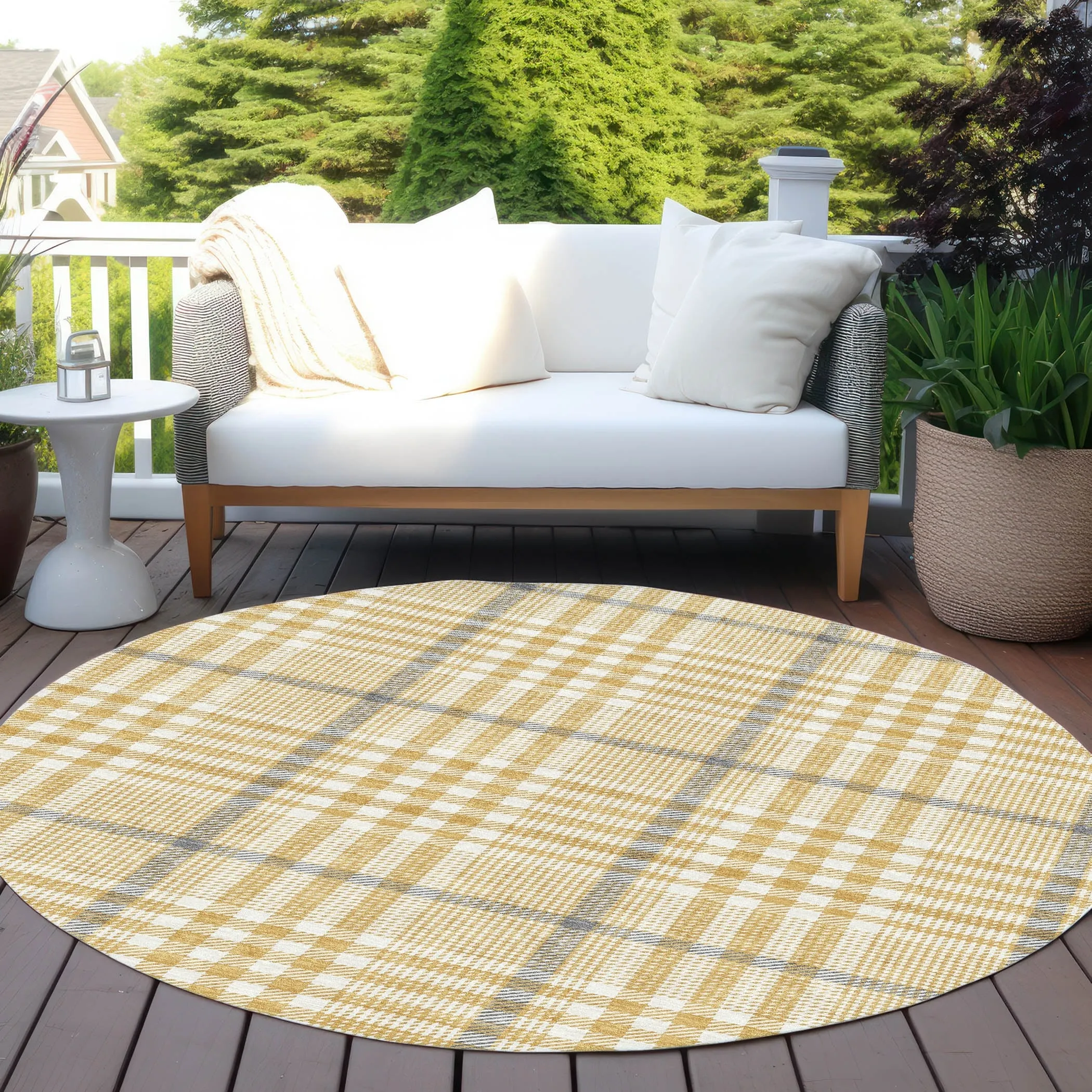 Machine Washable Indoor/ Outdoor Plaid Chantille Rug