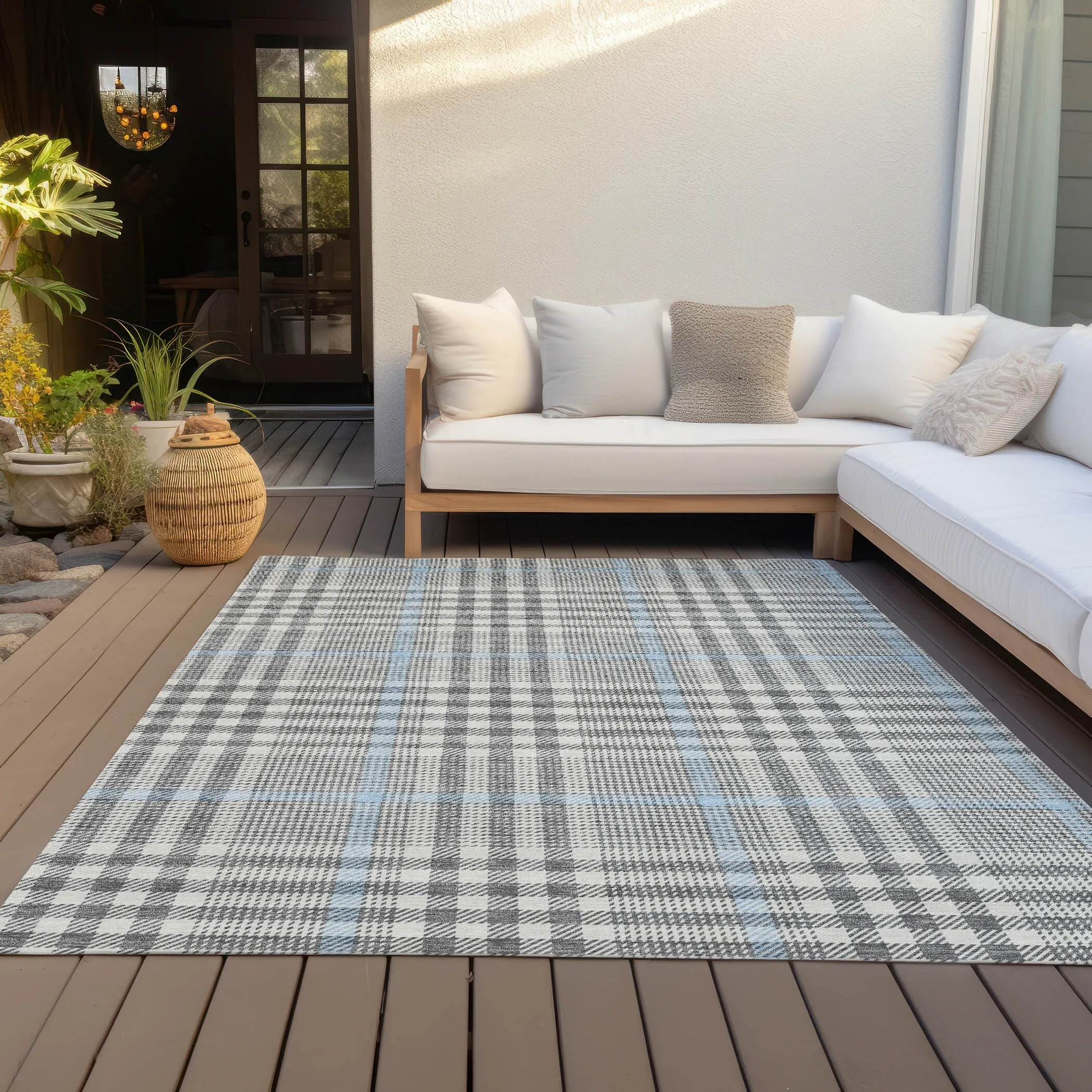 Machine Washable Indoor/ Outdoor Plaid Chantille Rug