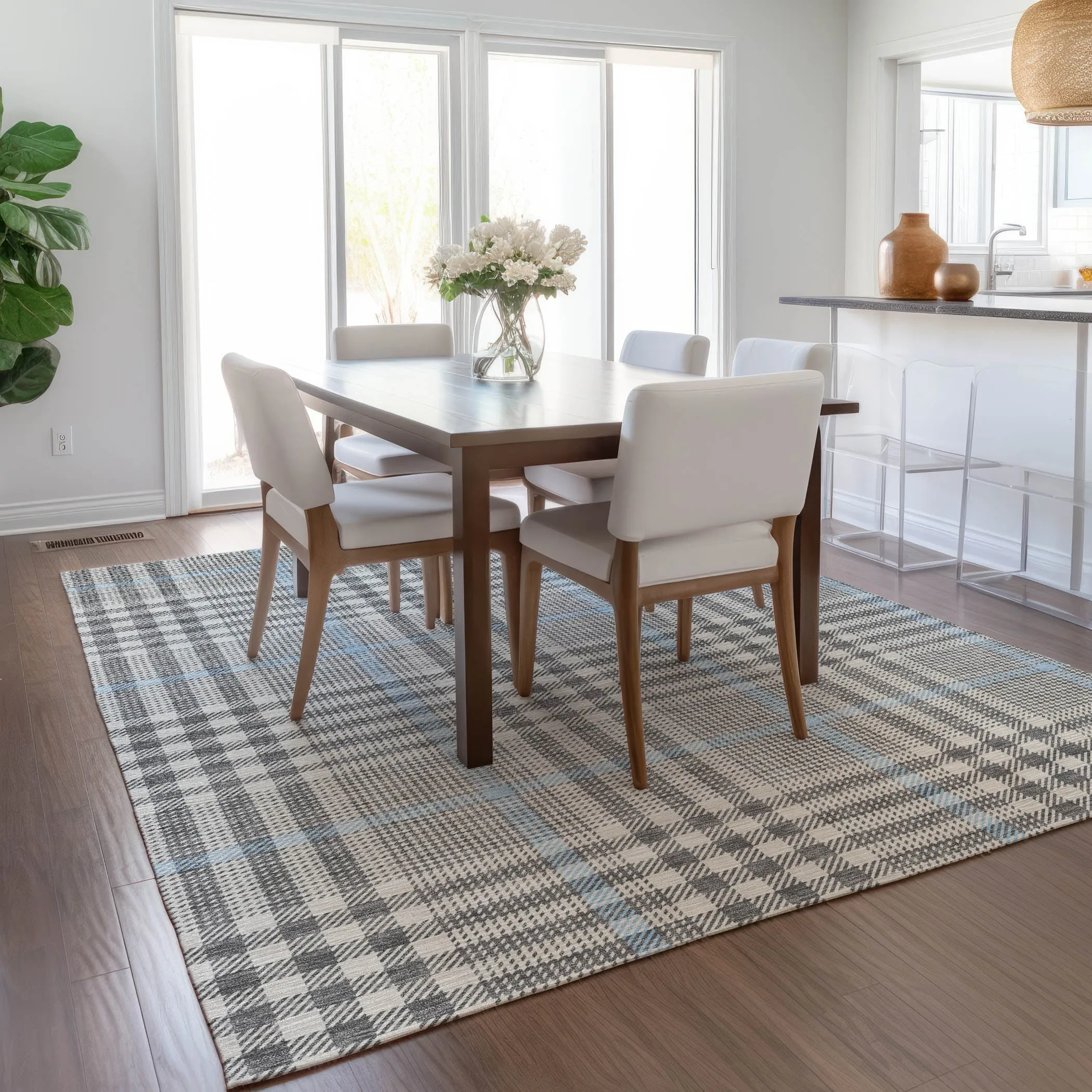 Machine Washable Indoor/ Outdoor Plaid Chantille Rug