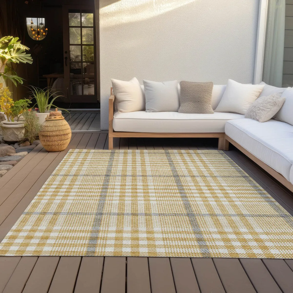 Machine Washable Indoor/ Outdoor Plaid Chantille Rug