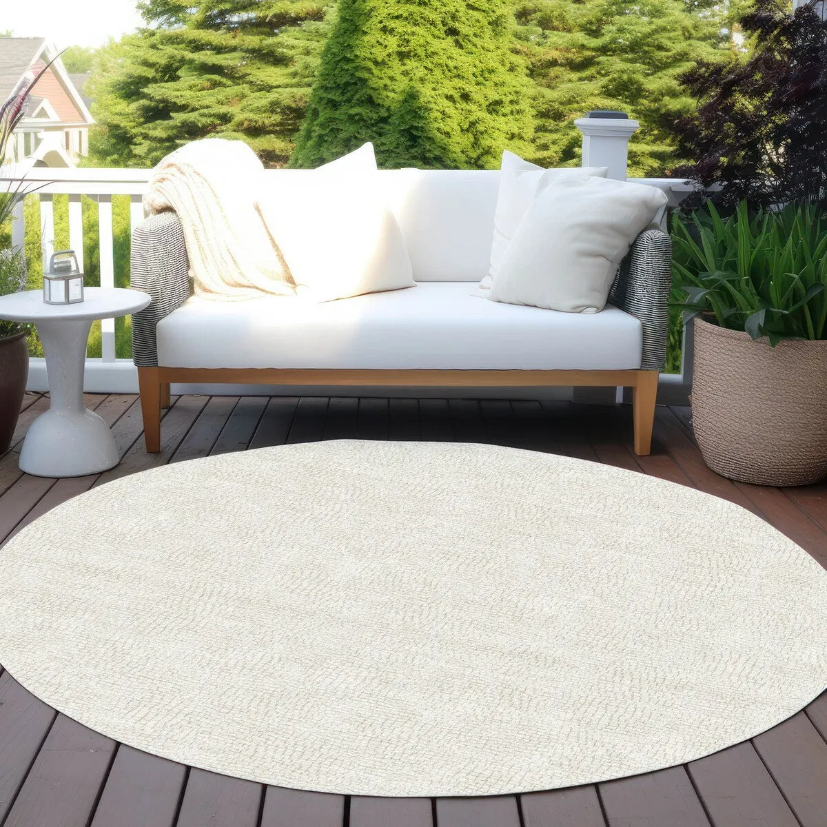 Machine Washable Indoor/ Outdoor Solid Causal Chantille Rug