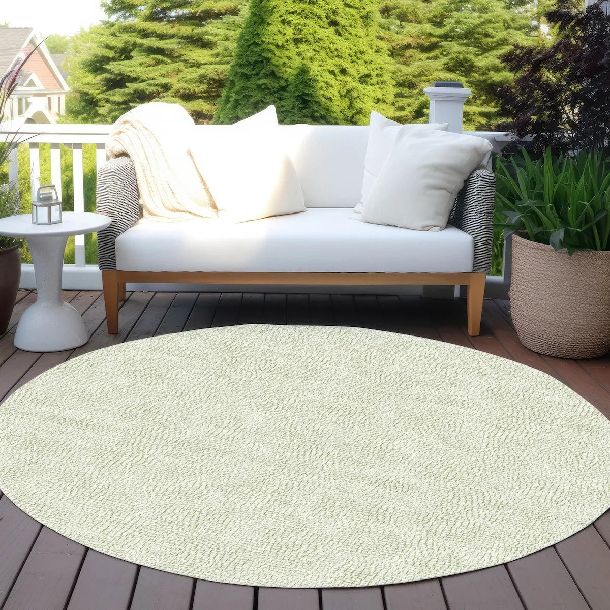 Machine Washable Indoor/ Outdoor Solid Causal Chantille Rug
