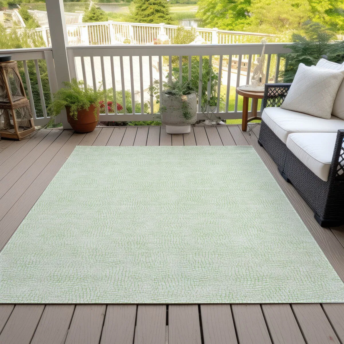 Machine Washable Indoor/ Outdoor Solid Causal Chantille Rug