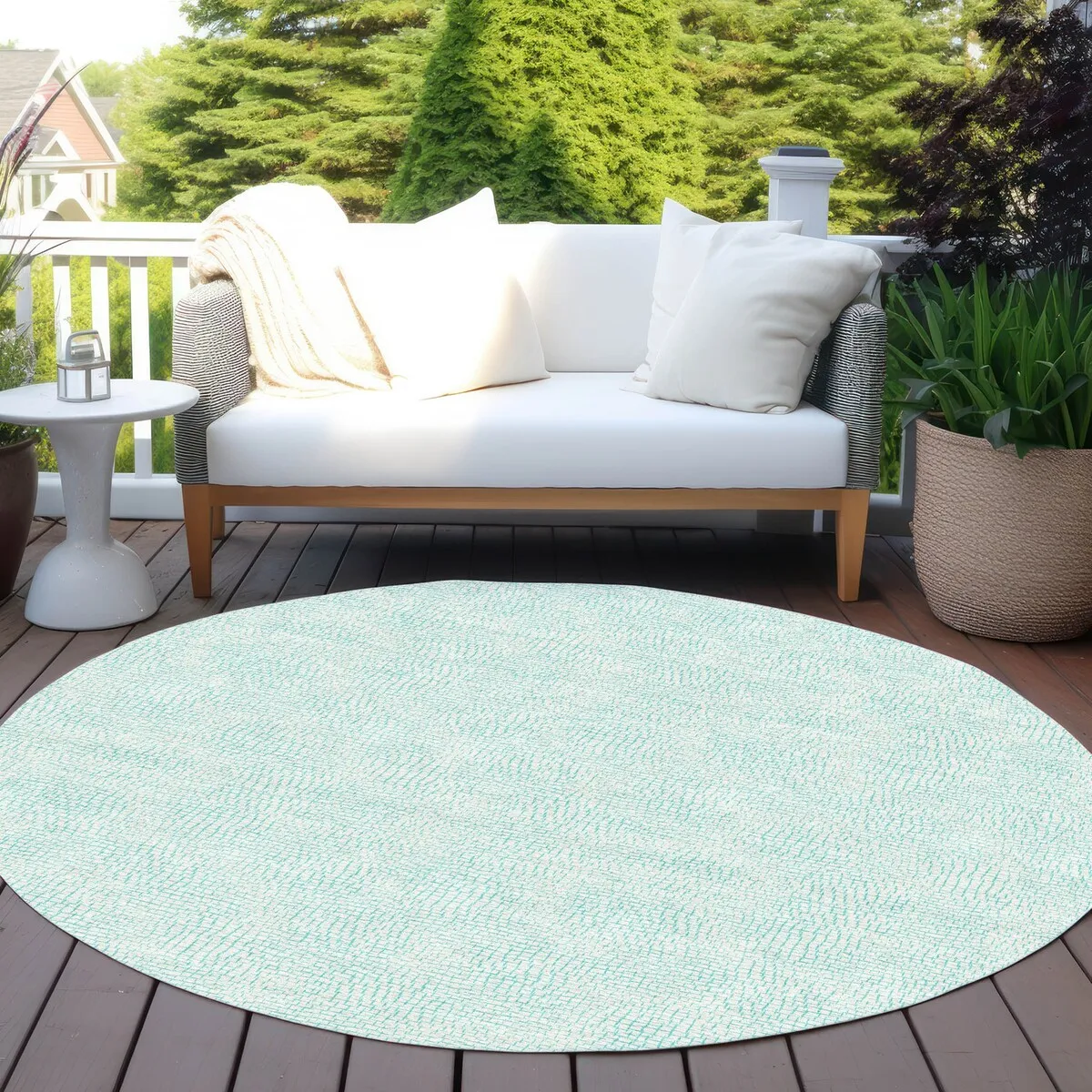 Machine Washable Indoor/ Outdoor Solid Causal Chantille Rug