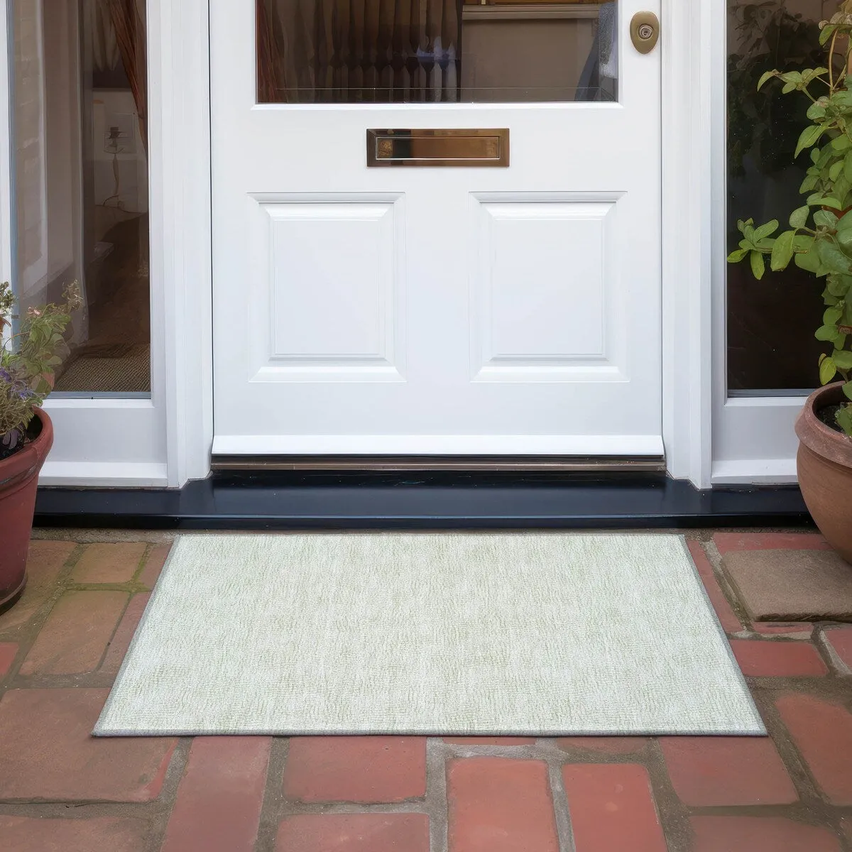 Machine Washable Indoor/ Outdoor Solid Causal Chantille Rug