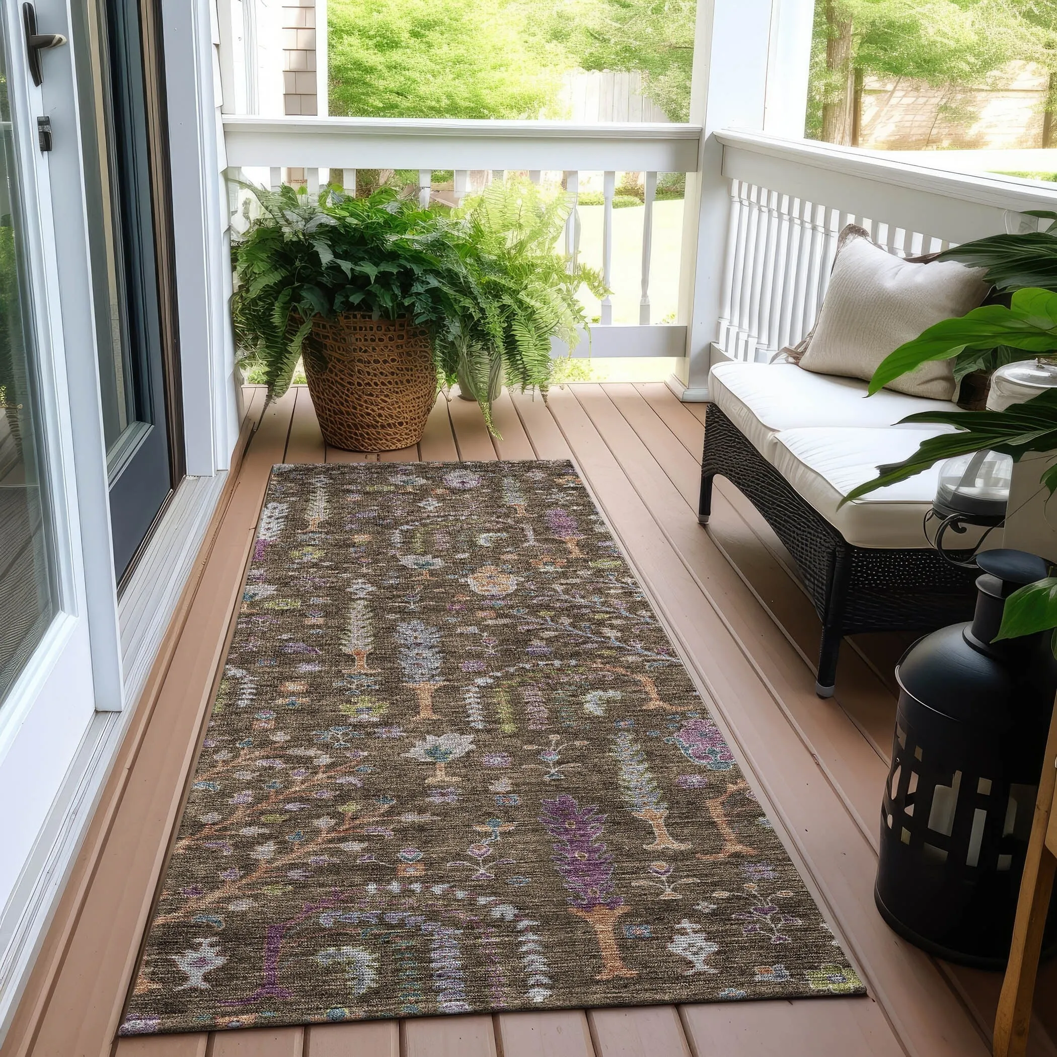 Machine Washable Indoor/ Outdoor Traditional Global Chantille Rug
