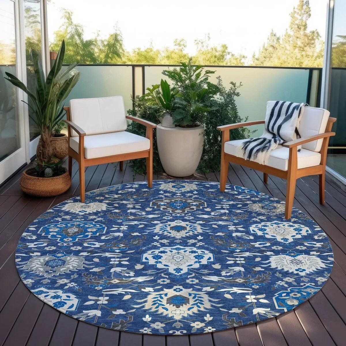 Machine Washable Indoor/ Outdoor Traditional Kashan Chantille Rug