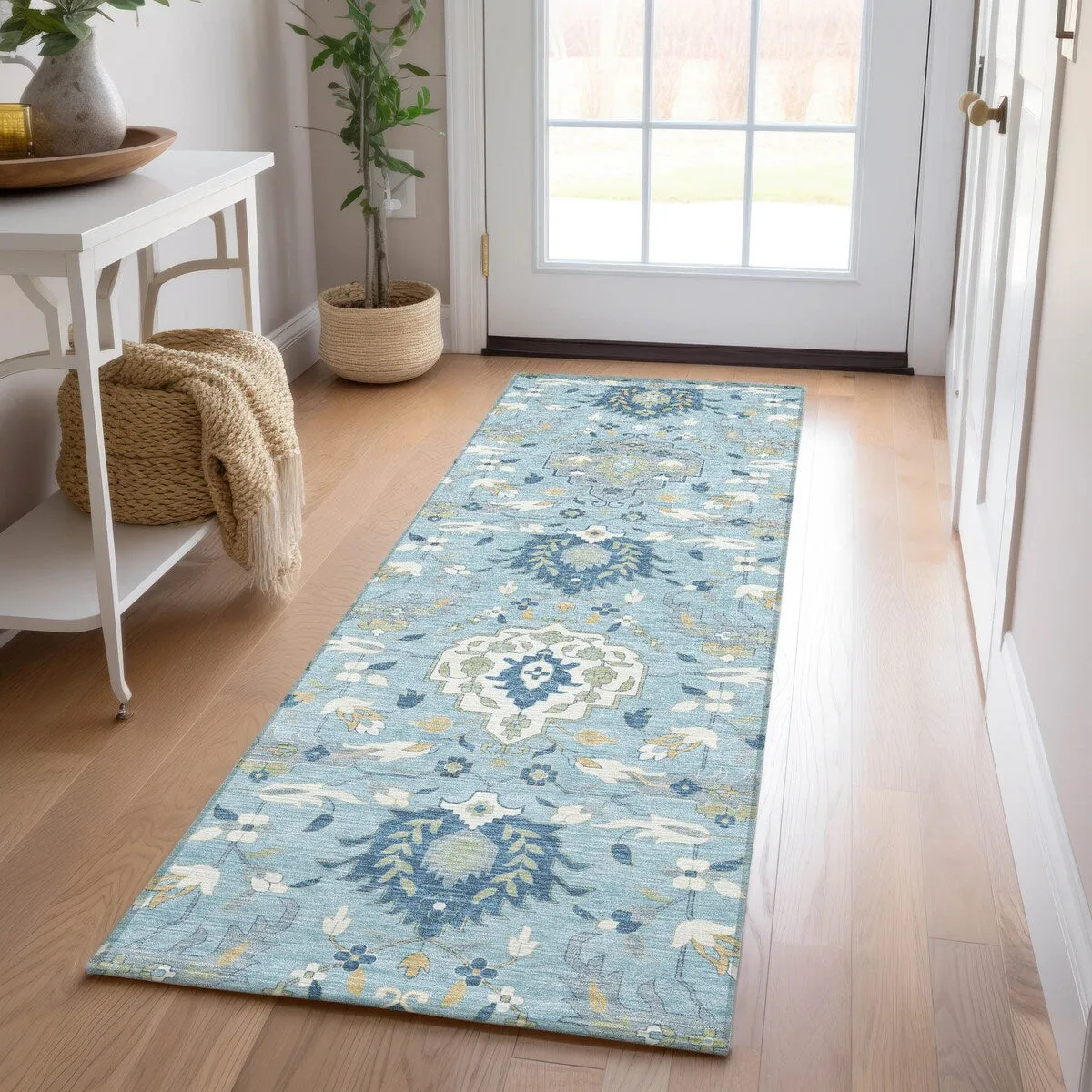 Machine Washable Indoor/ Outdoor Traditional Kashan Chantille Rug
