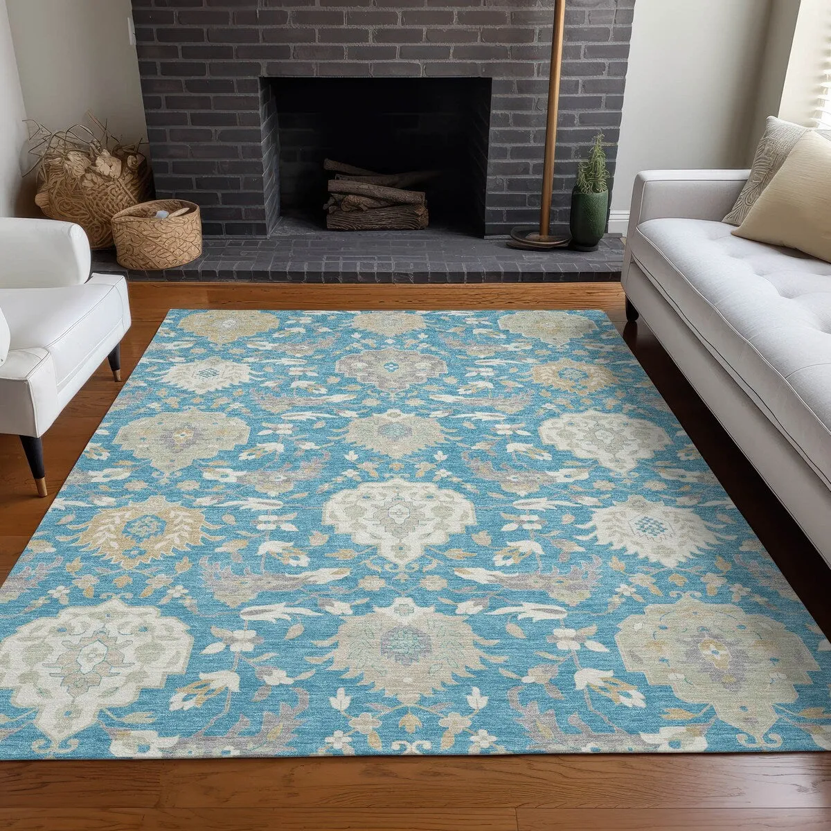 Machine Washable Indoor/ Outdoor Traditional Kashan Chantille Rug