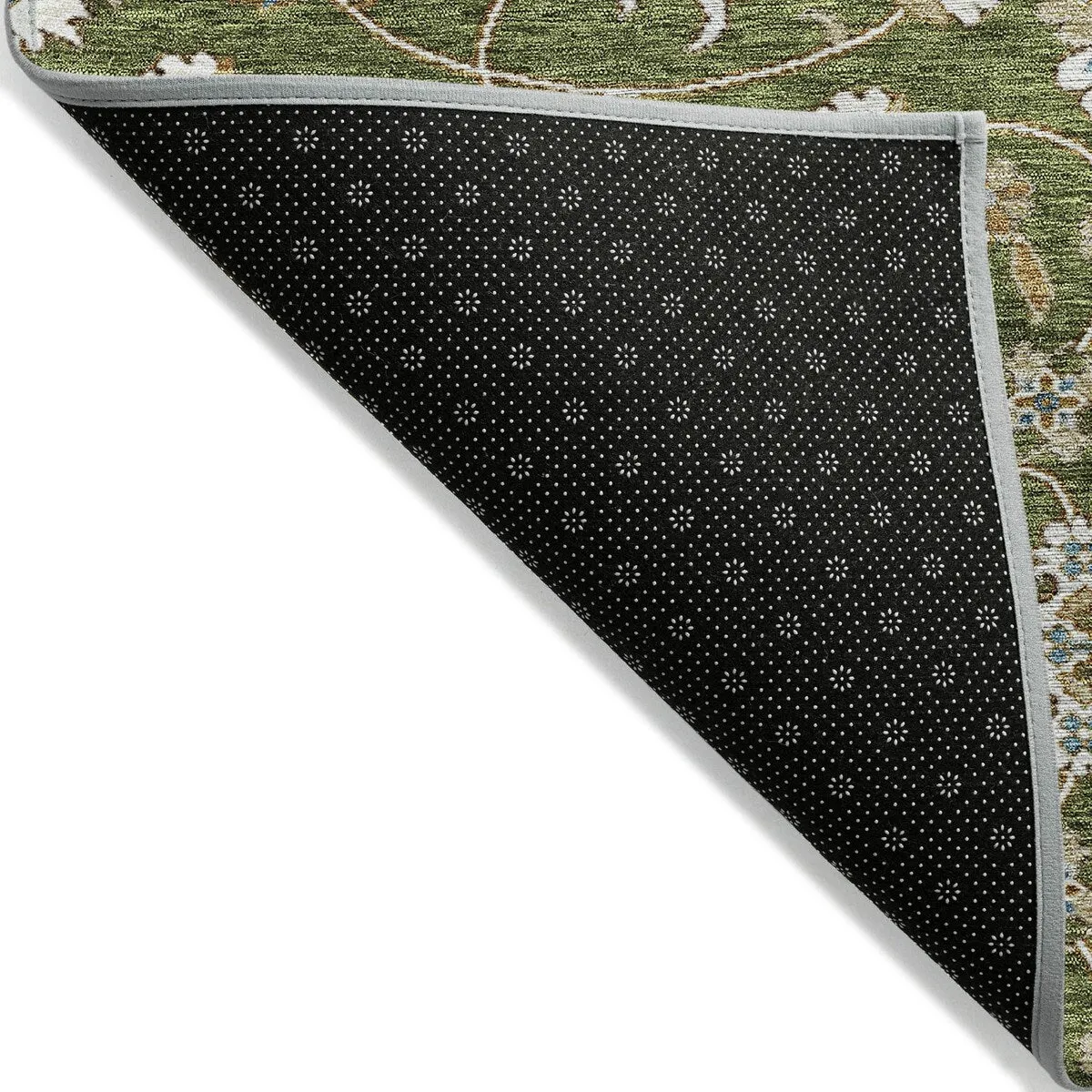 Machine Washable Indoor/ Outdoor Traditional KashanChantille Rug