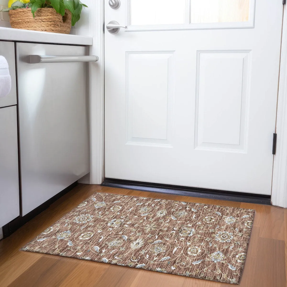 Machine Washable Indoor/ Outdoor Traditional KashanChantille Rug