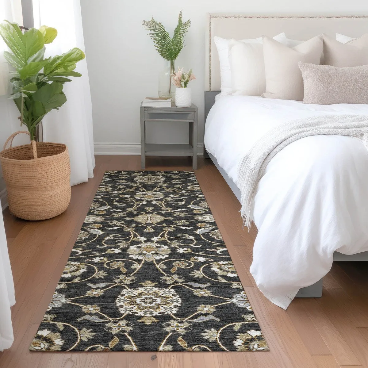 Machine Washable Indoor/ Outdoor Traditional KashanChantille Rug