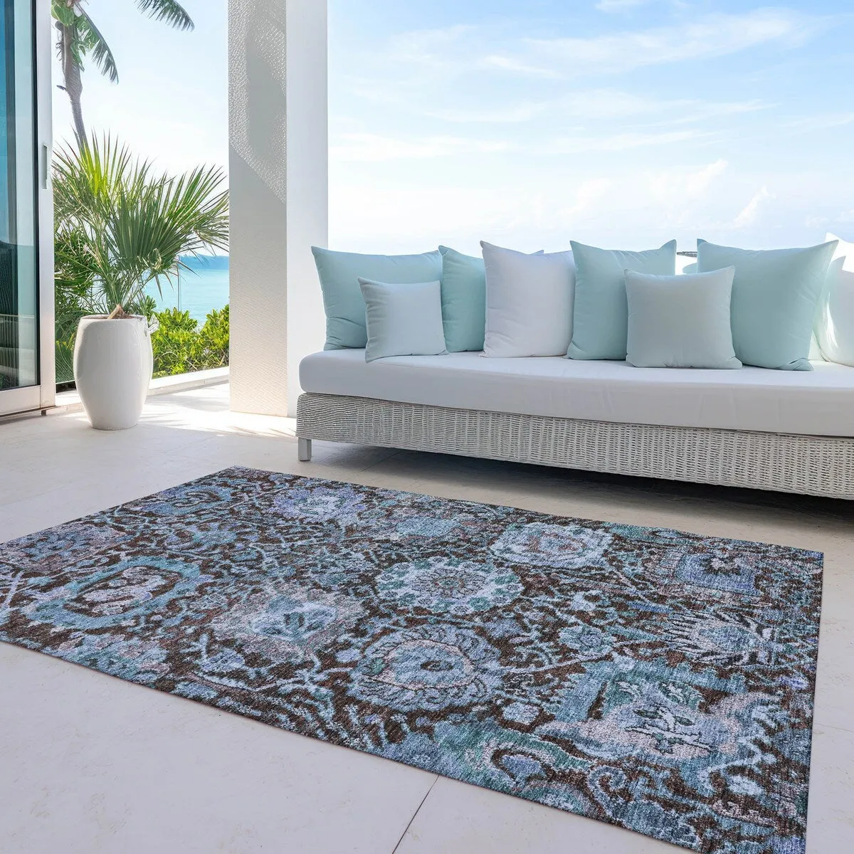 Machine Washable Indoor/ Outdoor Traditional Persian Chantille Rug