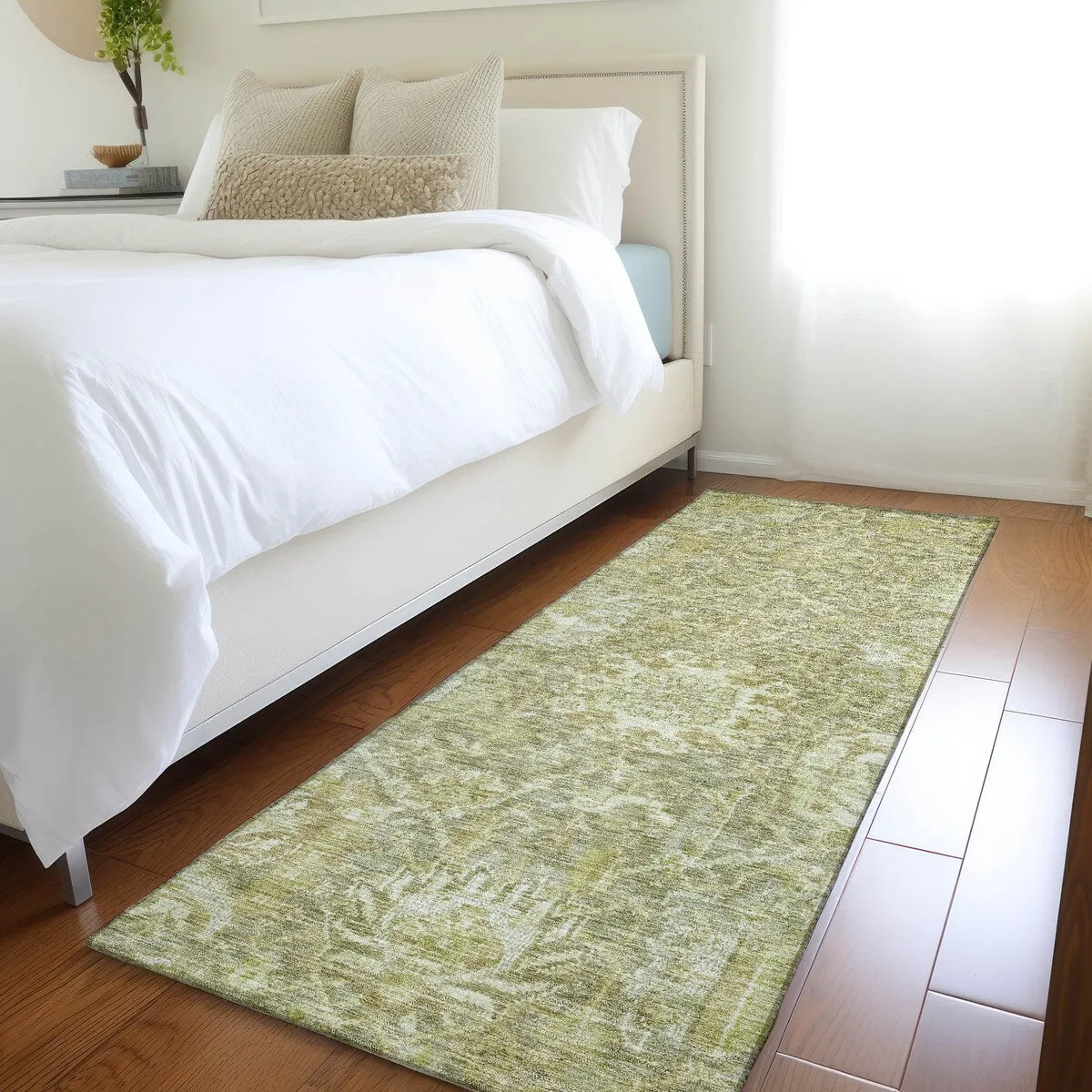 Machine Washable Indoor/ Outdoor Traditional Persian Chantille Rug
