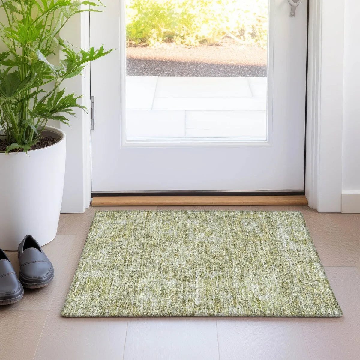 Machine Washable Indoor/ Outdoor Traditional Persian Chantille Rug