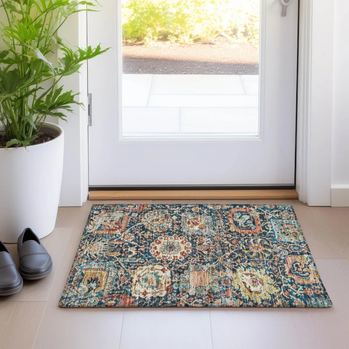 Machine Washable Indoor/ Outdoor Traditional Persian Chantille Rug