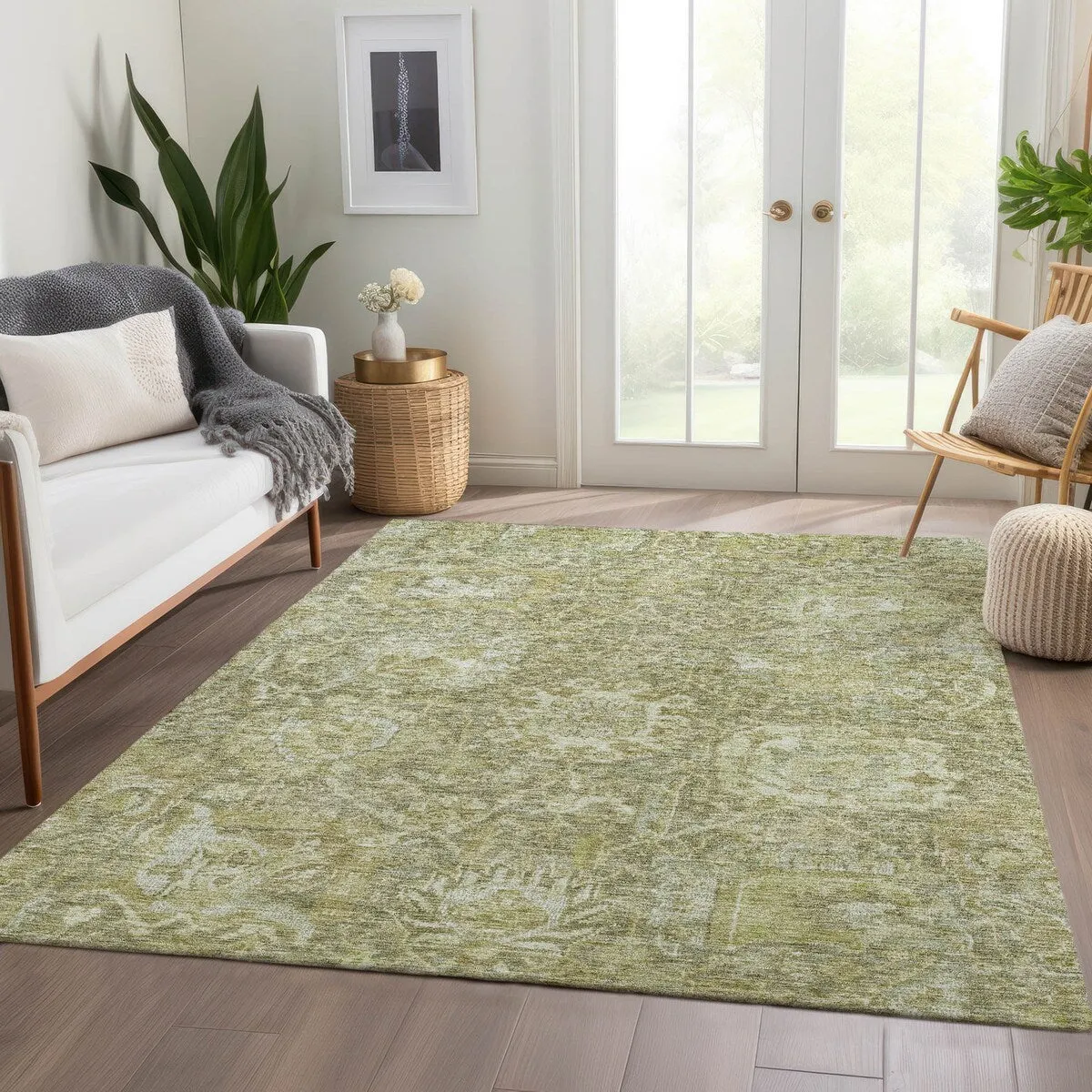 Machine Washable Indoor/ Outdoor Traditional Persian Chantille Rug