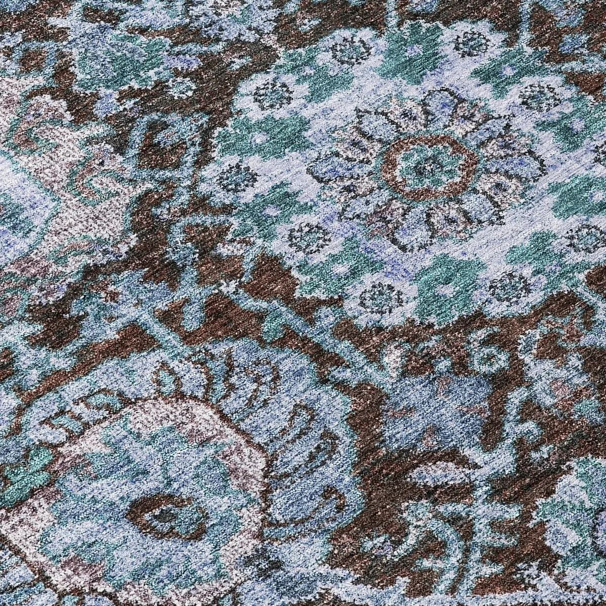 Machine Washable Indoor/ Outdoor Traditional Persian Chantille Rug