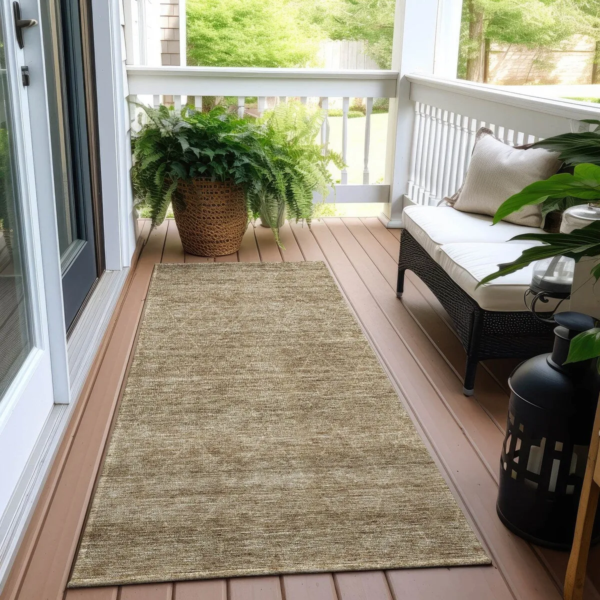 Machine Washable Indoor/ Outdoor Trellis Ombre Chantille Rug