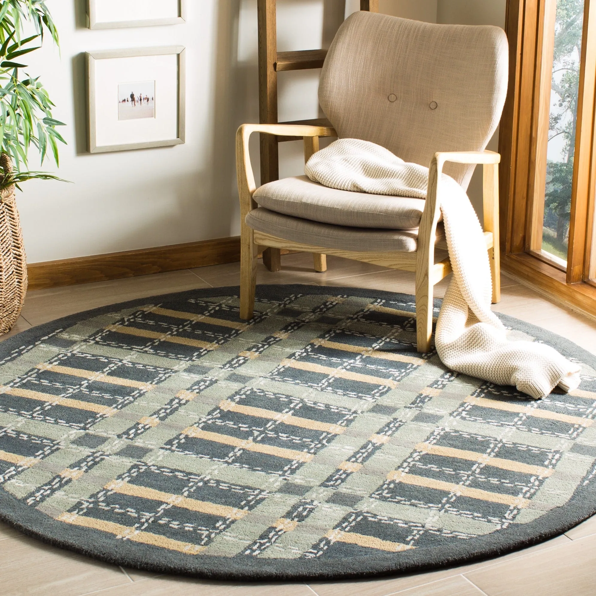 Martha Stewart by SAFAVIEH Colorweave Plaid Wool/ Viscose Rug