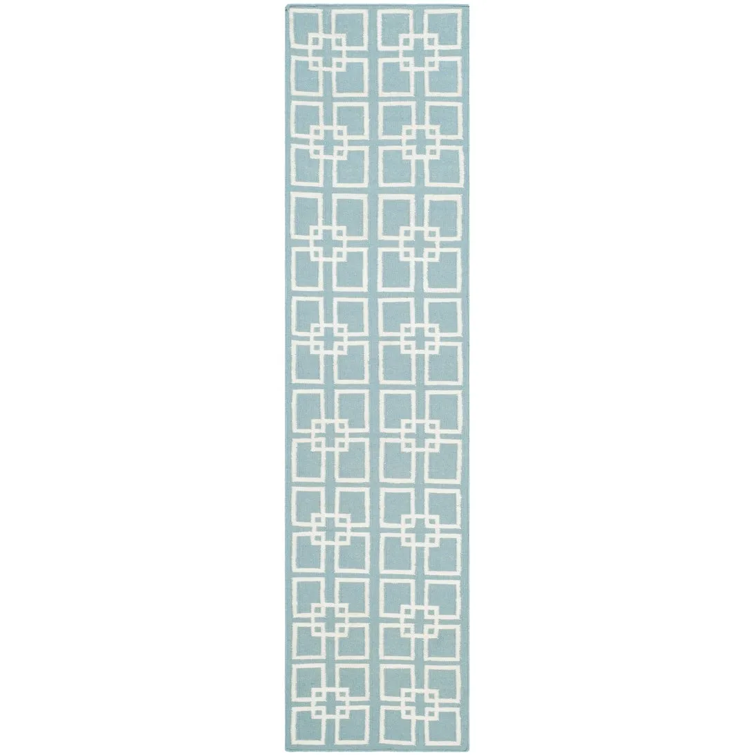 Martha Stewart by SAFAVIEH Square Dance Wool/ Banana Silk Rug