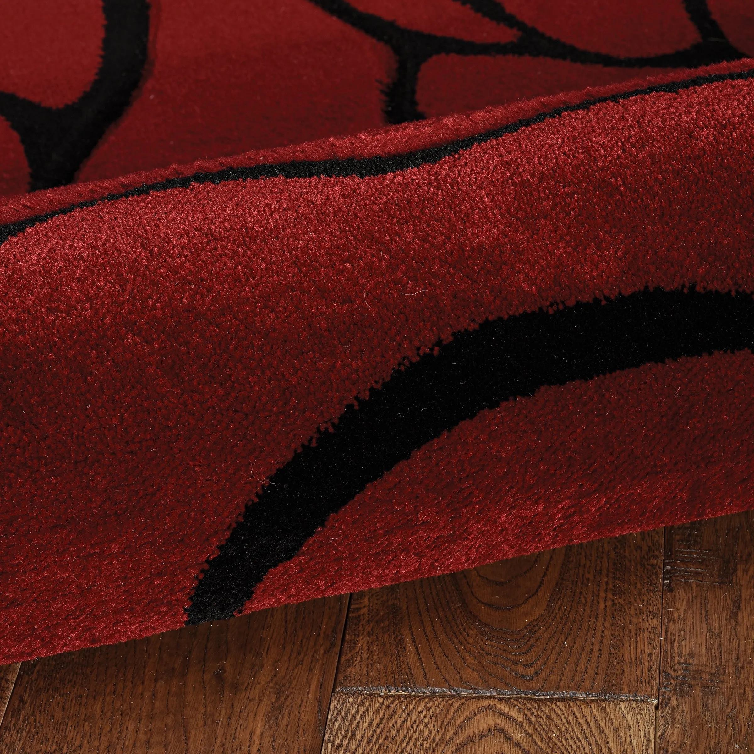 Milan Garnet/Black Floral Area Rug