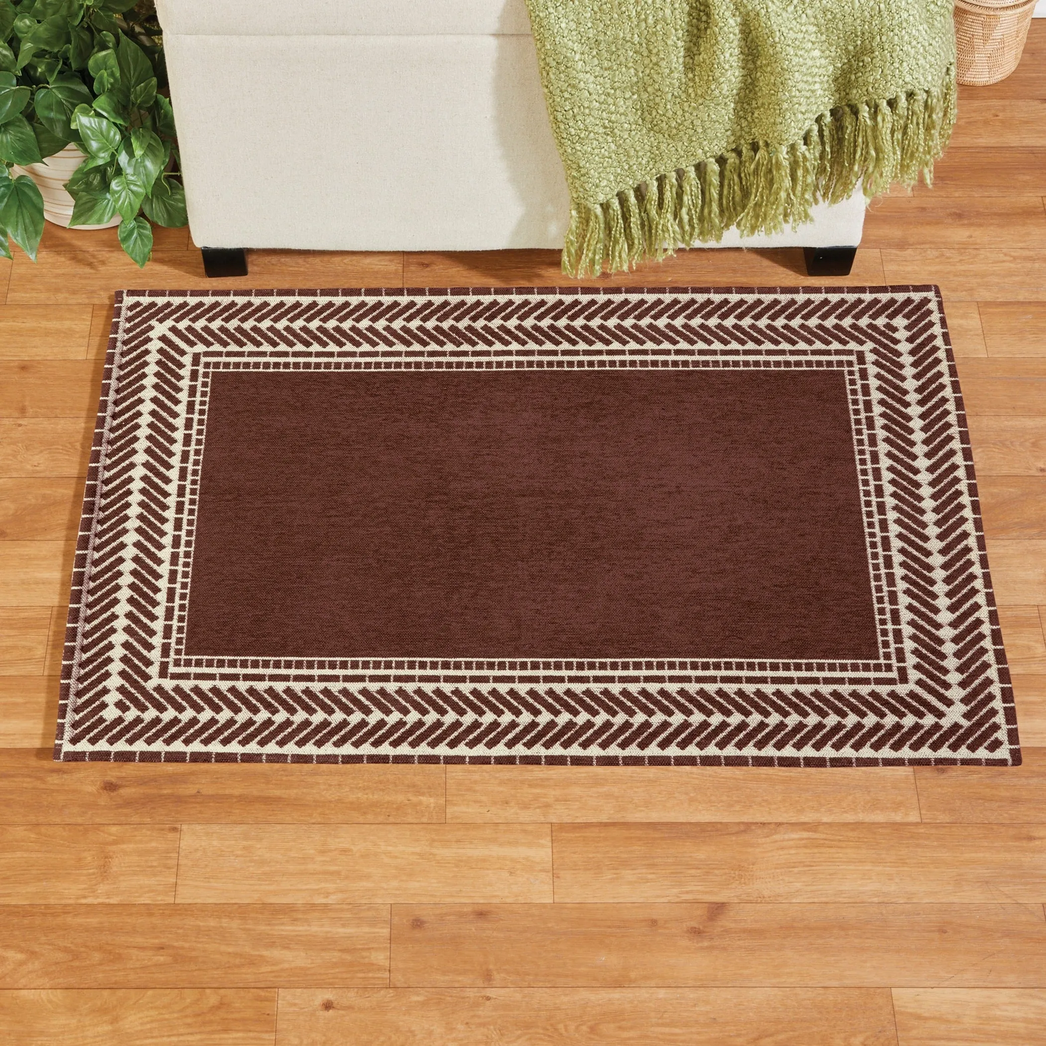 Modern Border Chenille Accent Rug