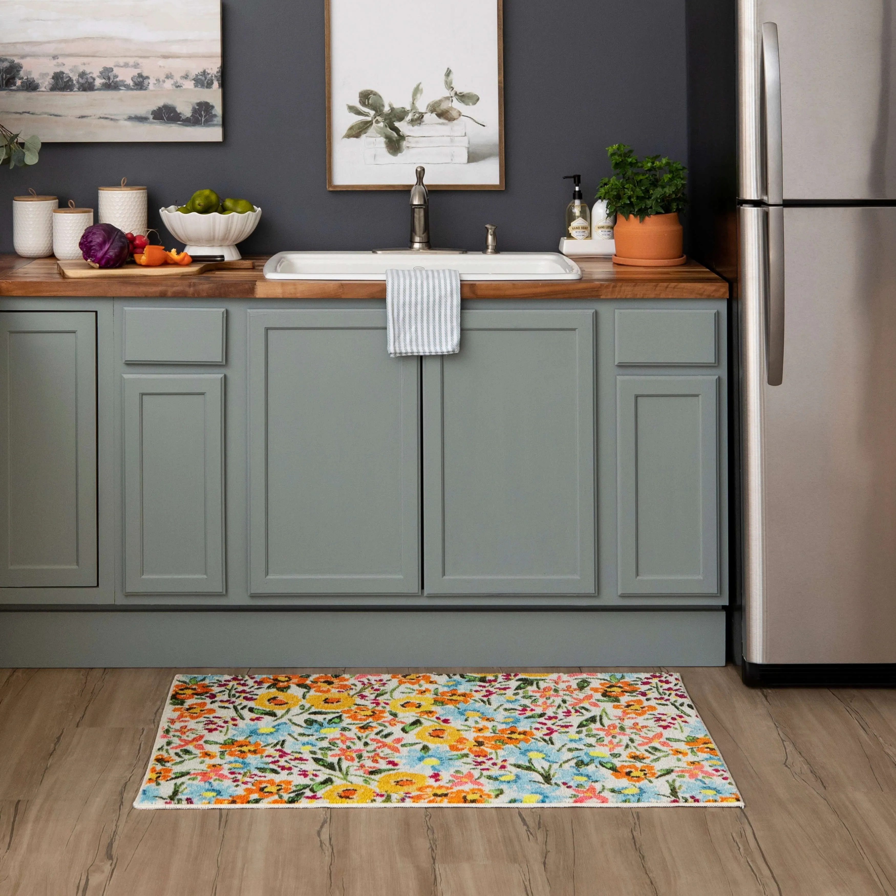 Mohawk Home Flower Field Holiday Accent Kitchen Mat
