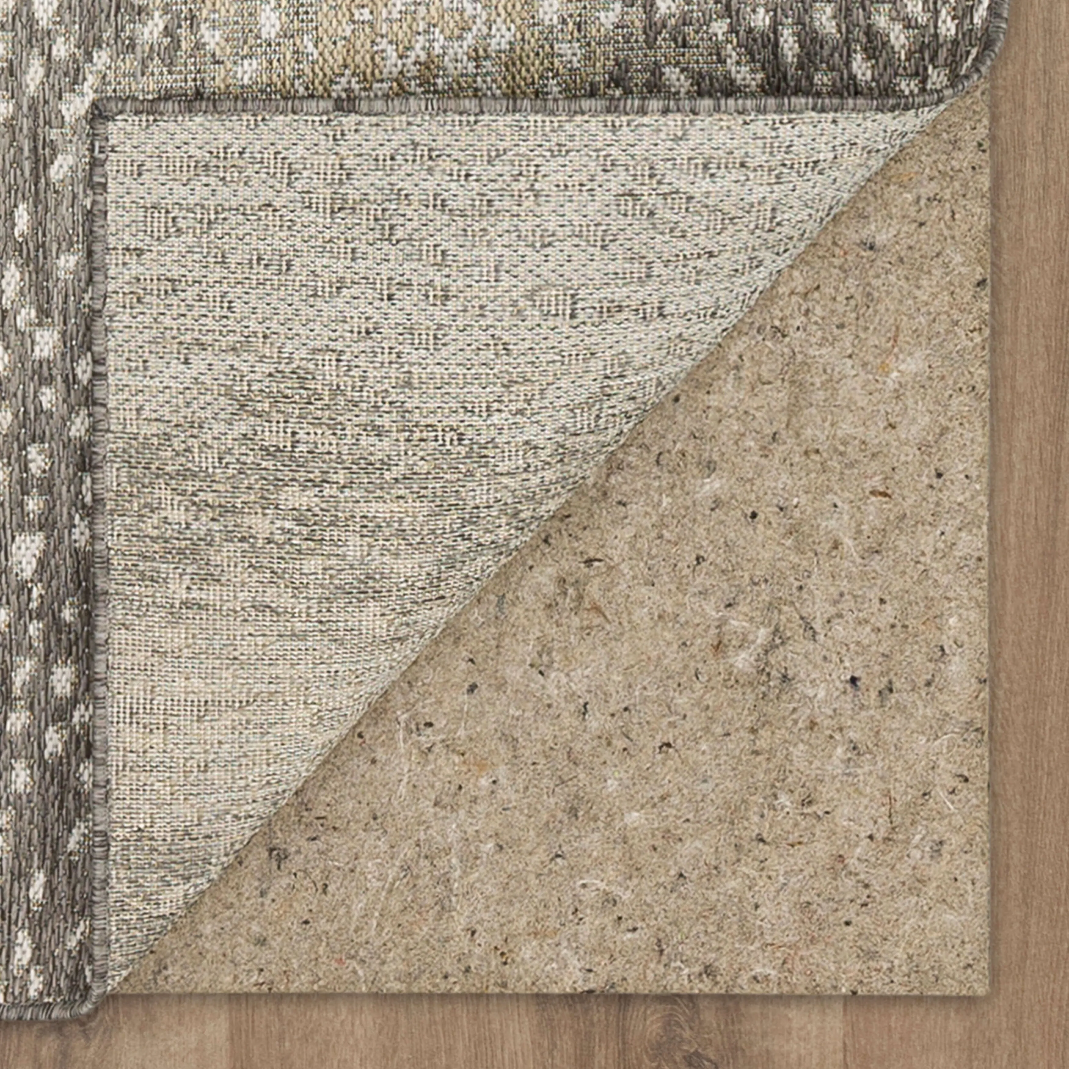 Mohawk Home Indoor/Outdoor Oribi Skin Animal Print Patio Area Rug
