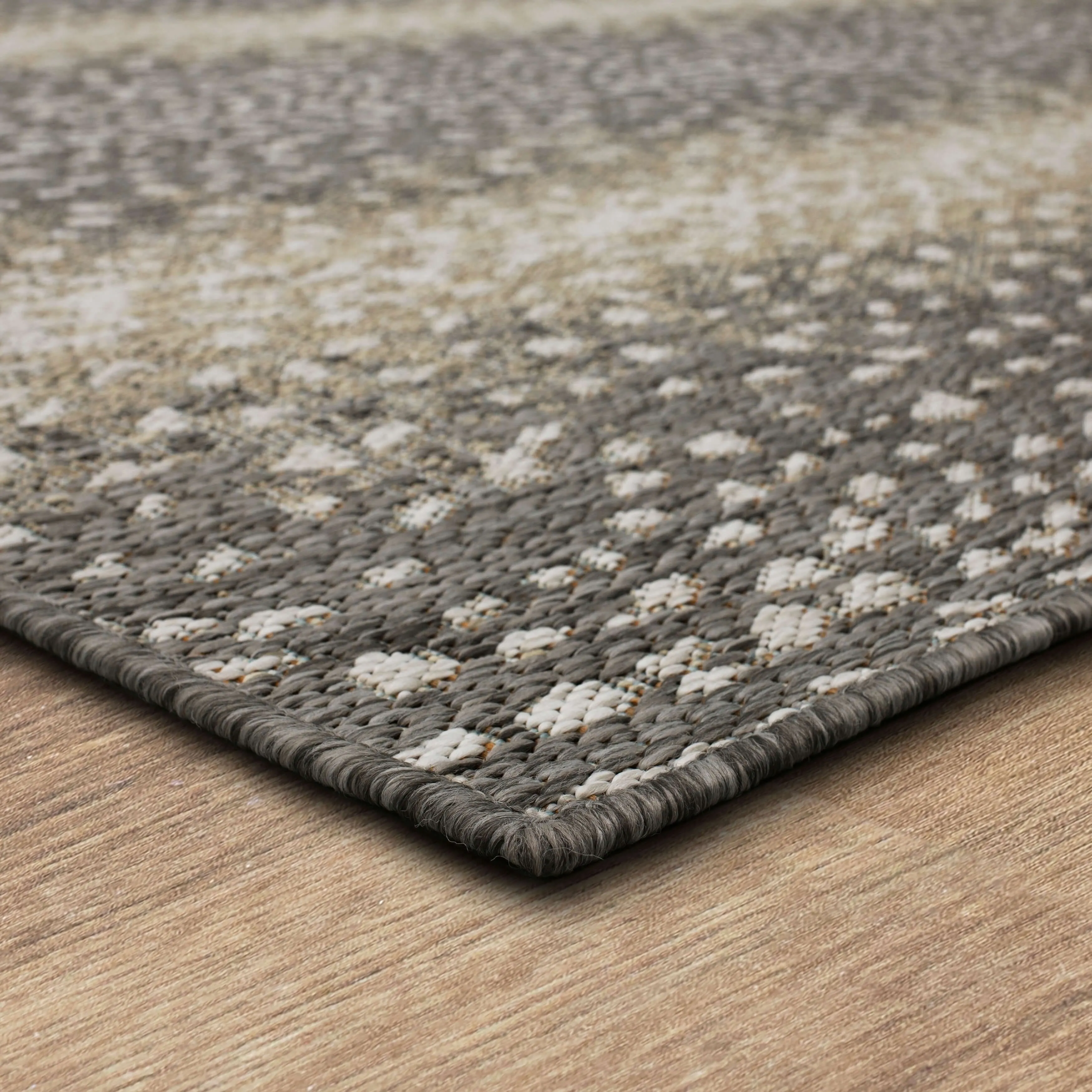 Mohawk Home Indoor/Outdoor Oribi Skin Animal Print Patio Area Rug