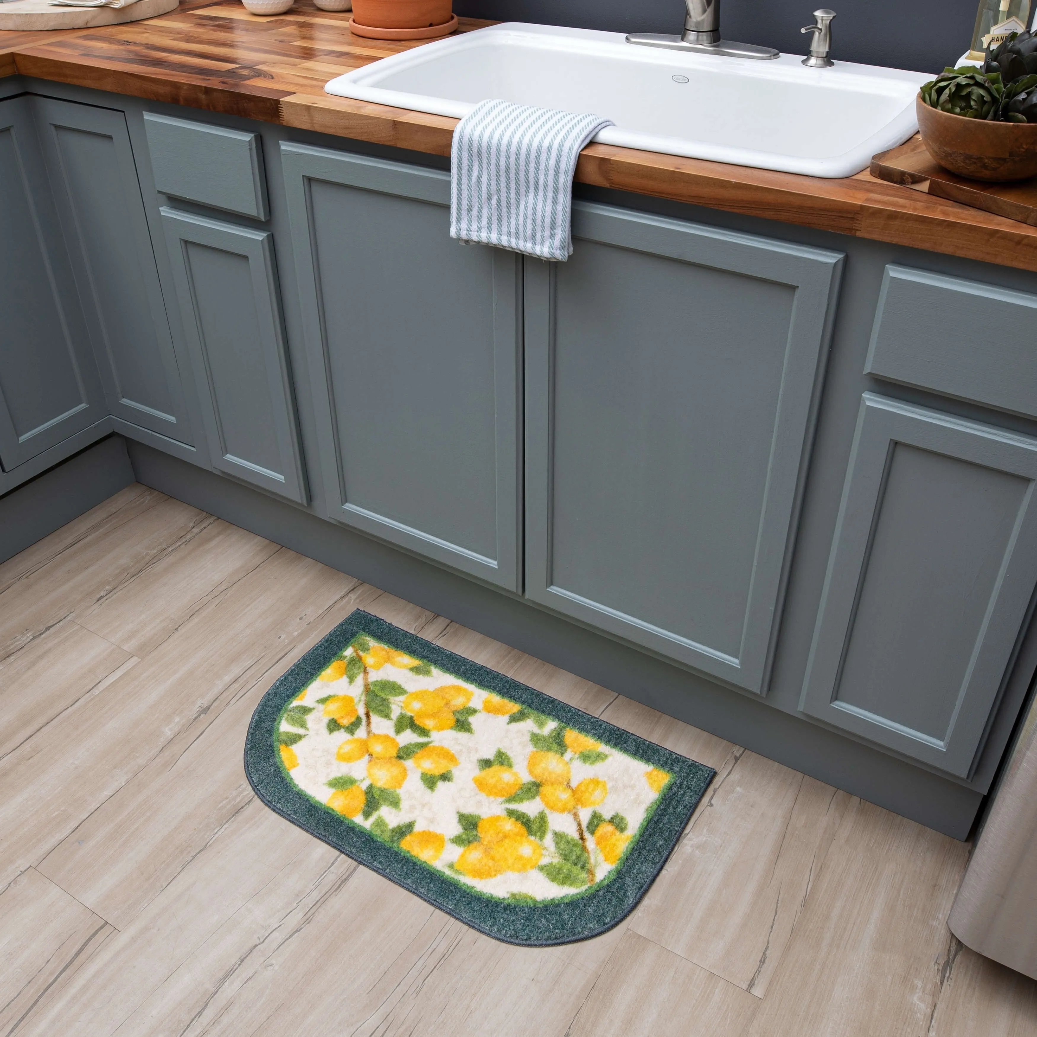 Mohawk Home Lemon Grove Accent Kitchen Mat