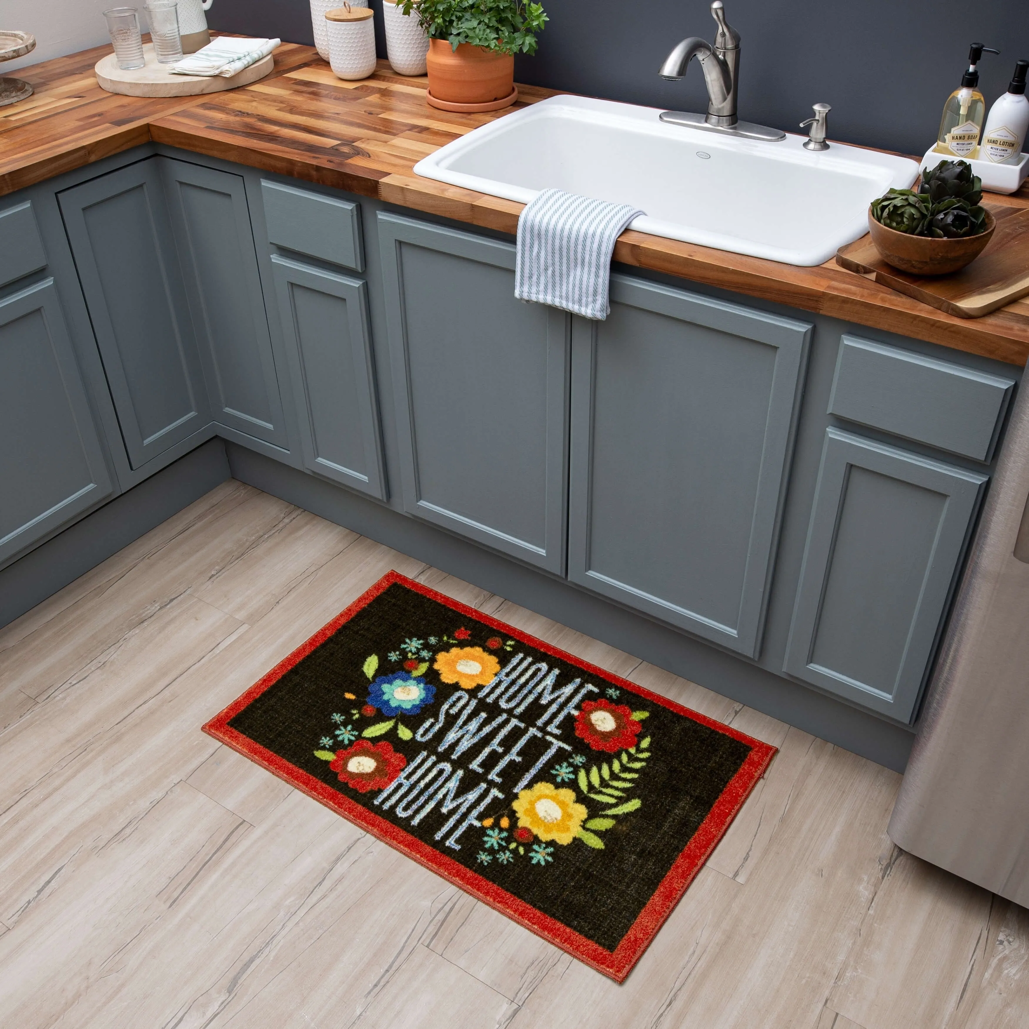 Mohawk Home Sweet Flowers Accent Kitchen Mat
