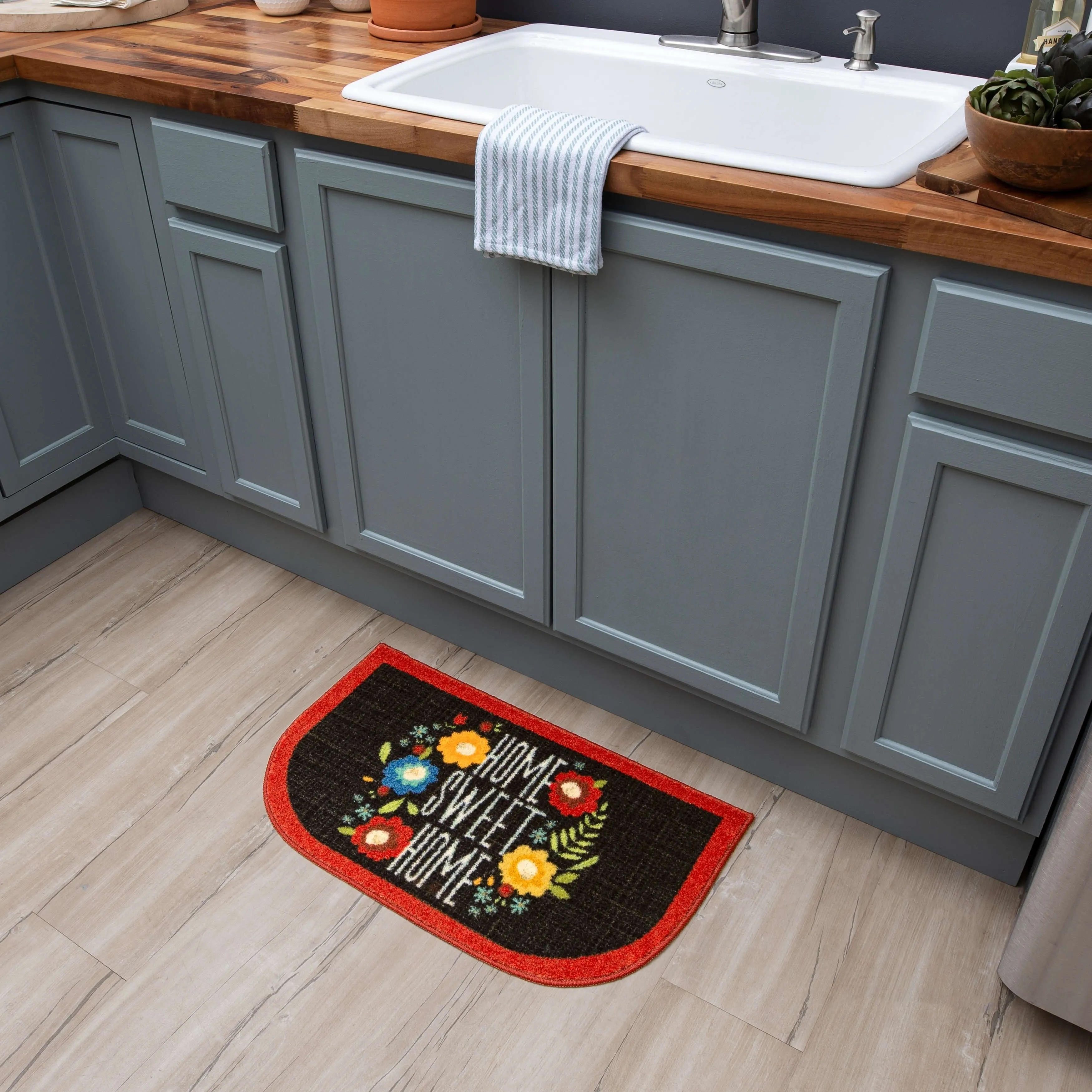 Mohawk Home Sweet Flowers Accent Kitchen Mat