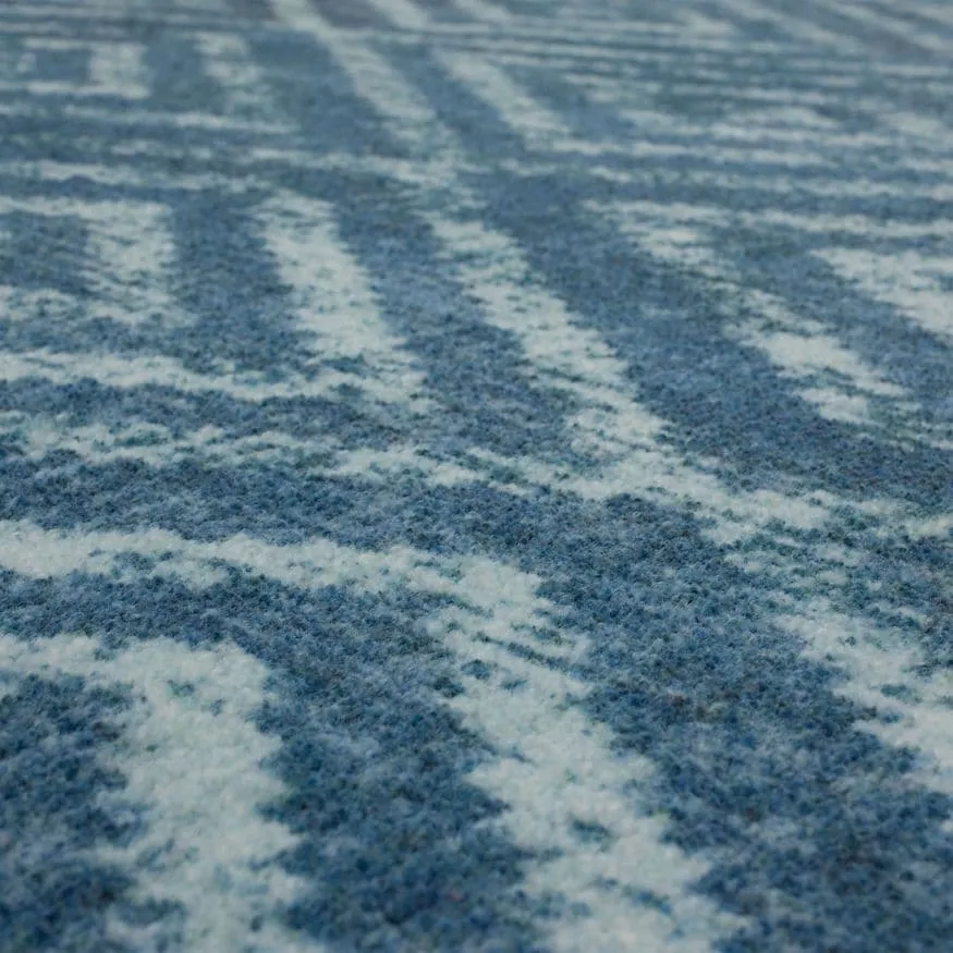 Mohawk Home Teal Geometric Distressed Diamond Area Rug
