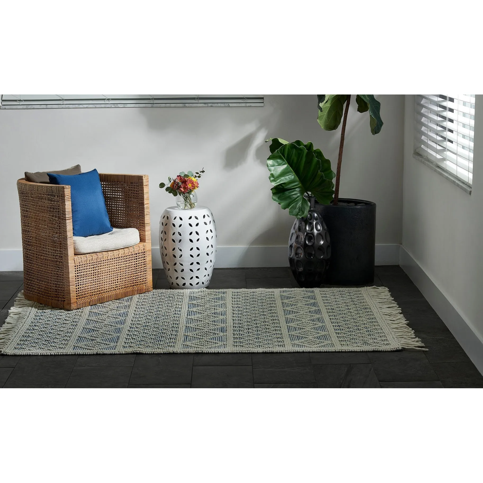 Momeni Boulder Hand Woven Wool and Cotton Geometric Area Rug