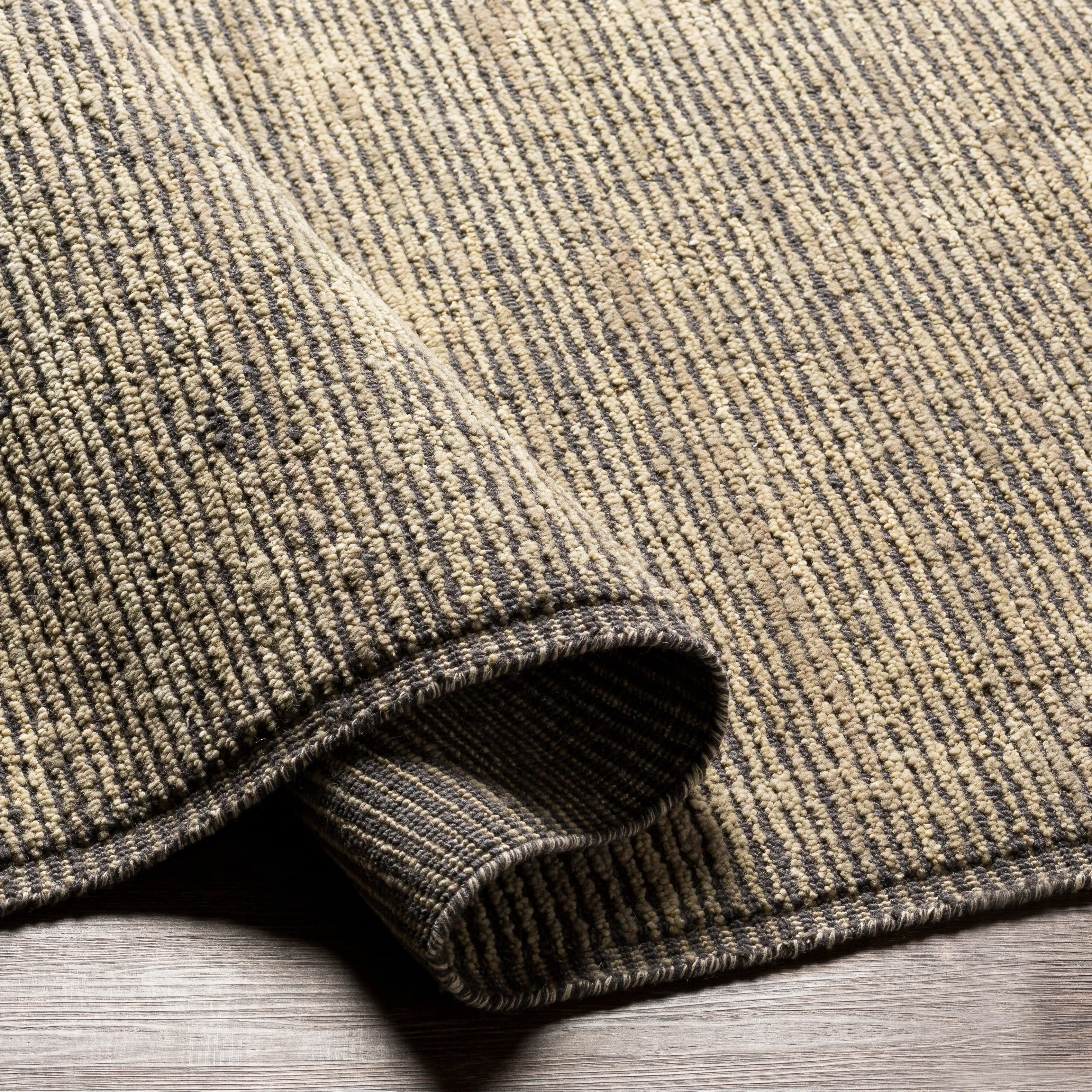 Neve Handmade Modern Textured Wool Area Rug