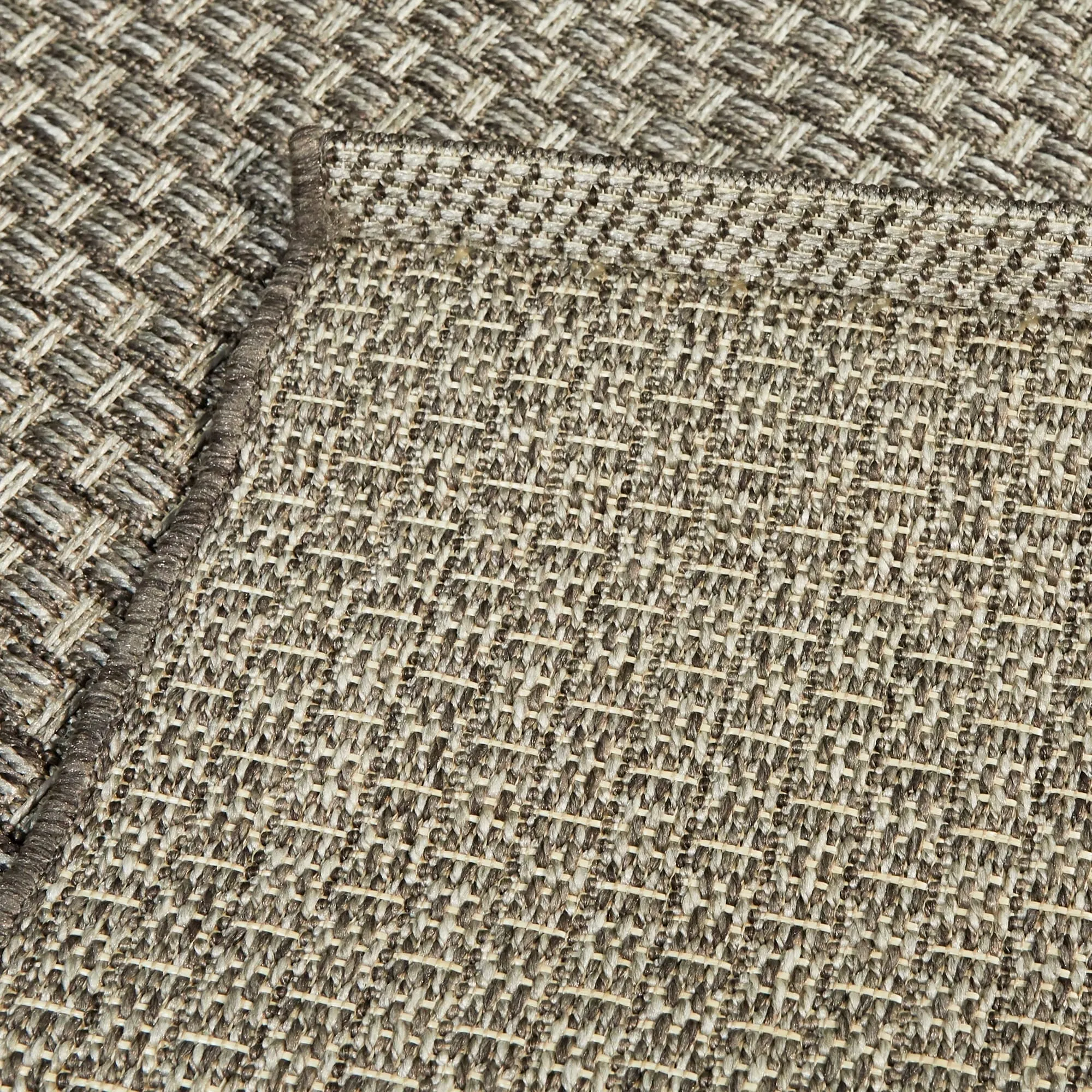 Newman Plaid Indoor/Outdoor Area Rug