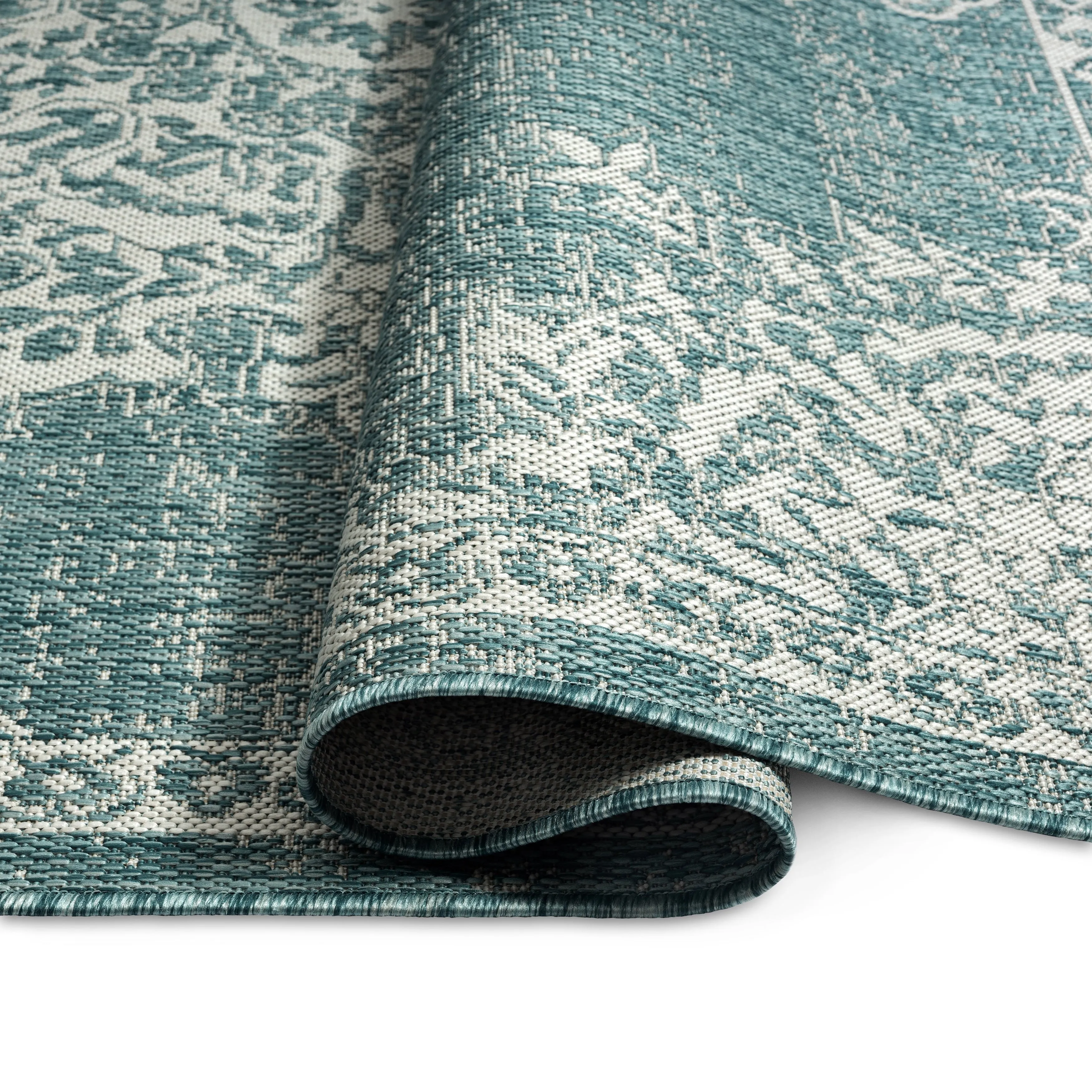 Nicole Miller Patio Country Azalea Indoor/Outdoor Area Rug