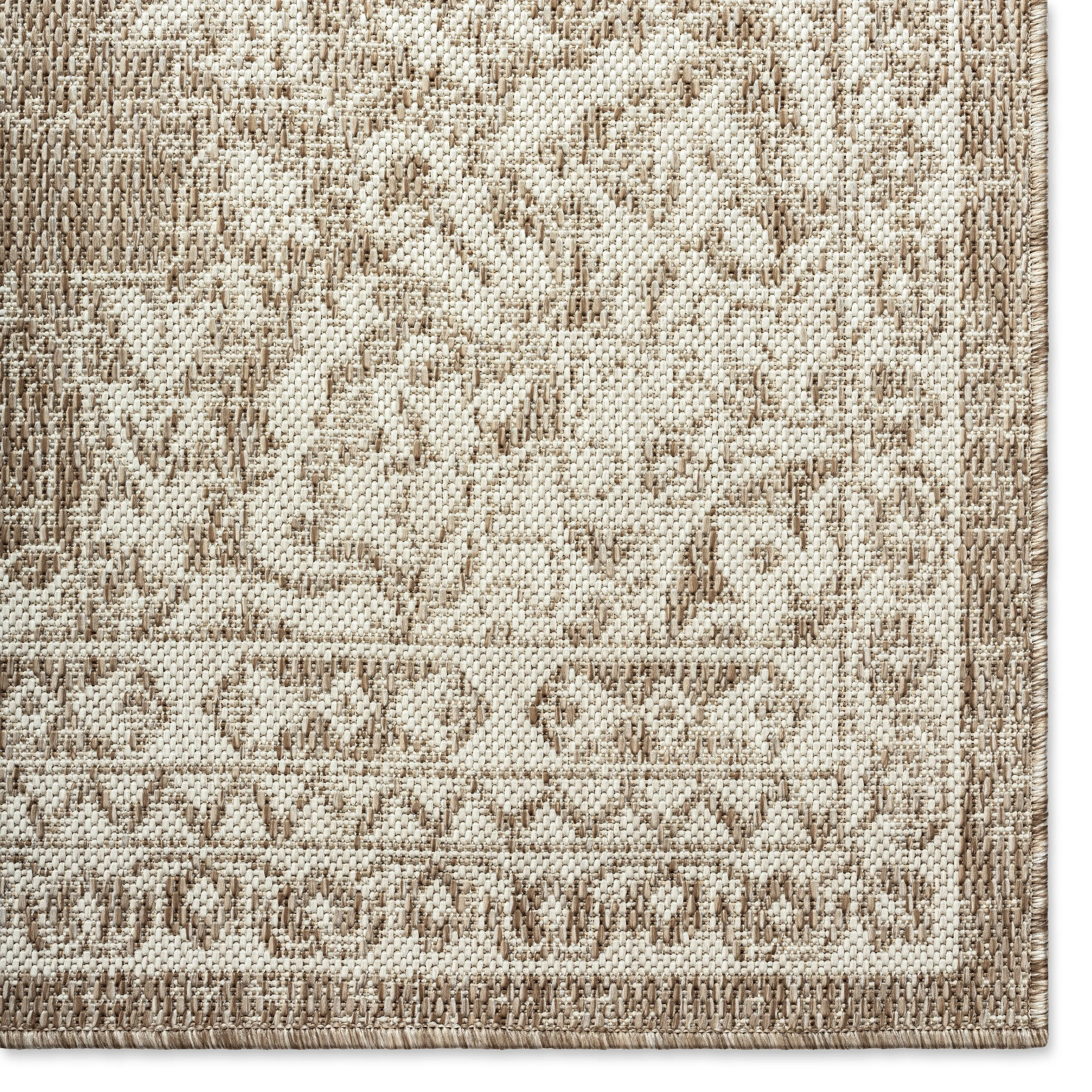 Nicole Miller Patio Country Azalea Indoor/Outdoor Area Rug