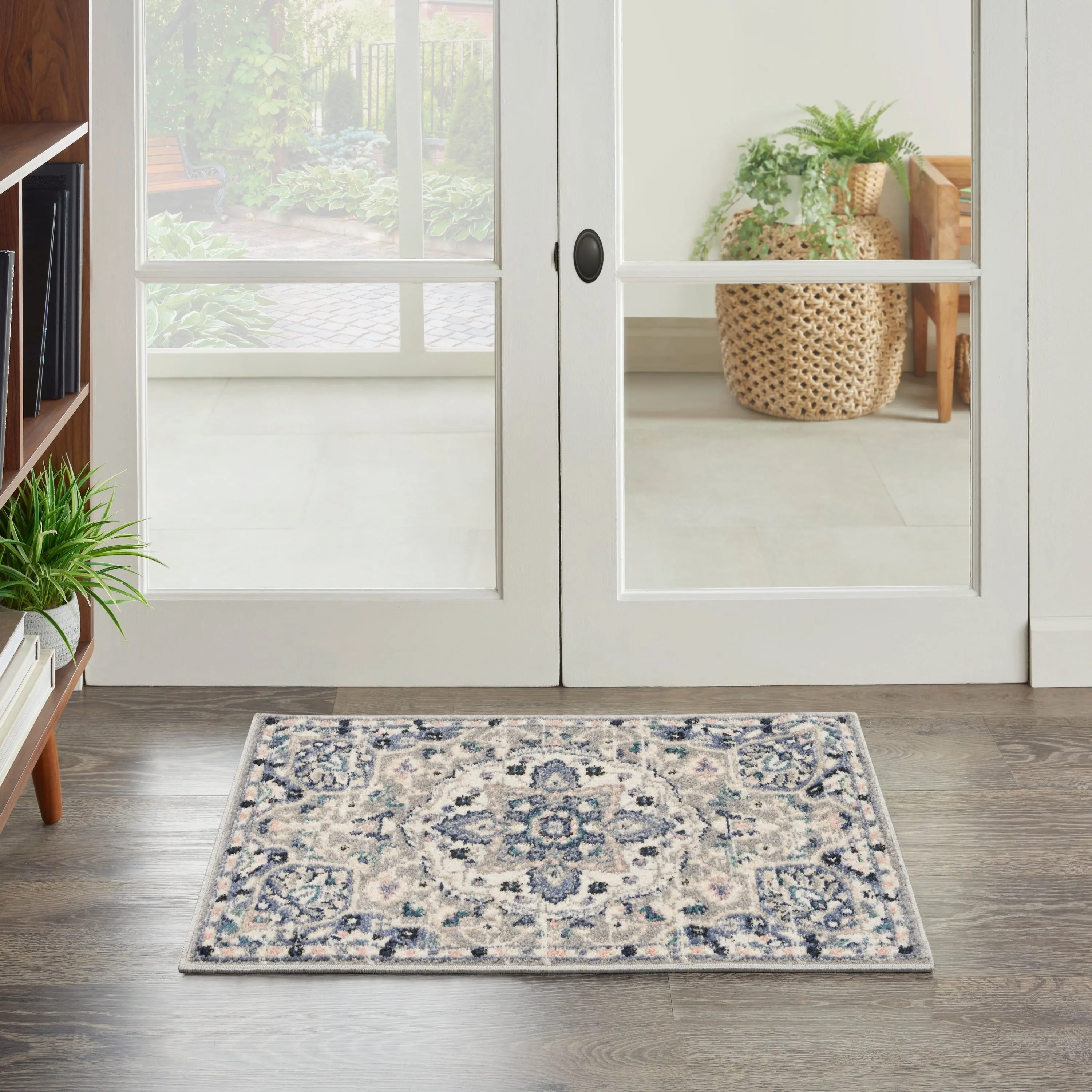Nourison Cayuga Medallion Area Rug