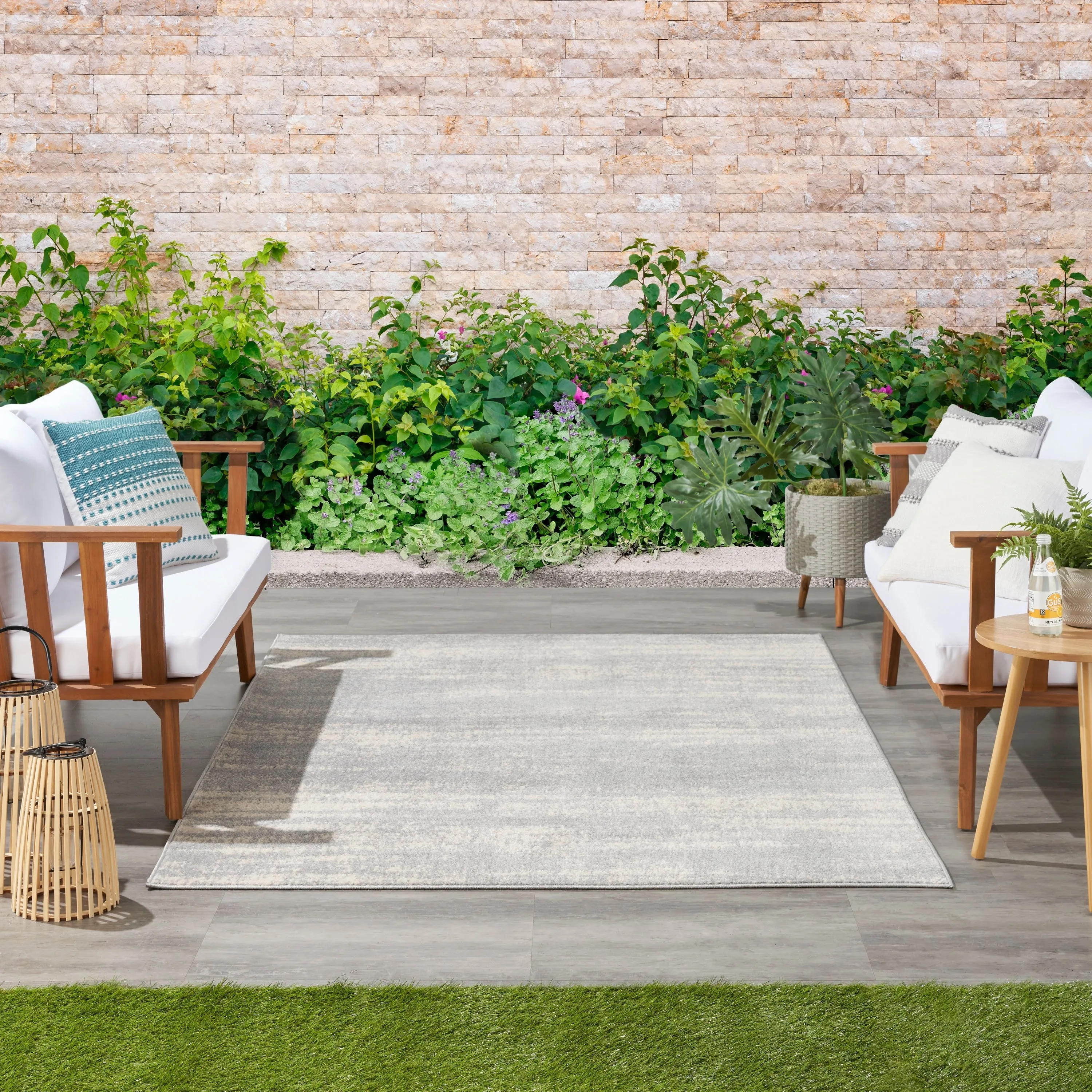 Nourison Essentials Solid Indoor/Outdoor Area Rug