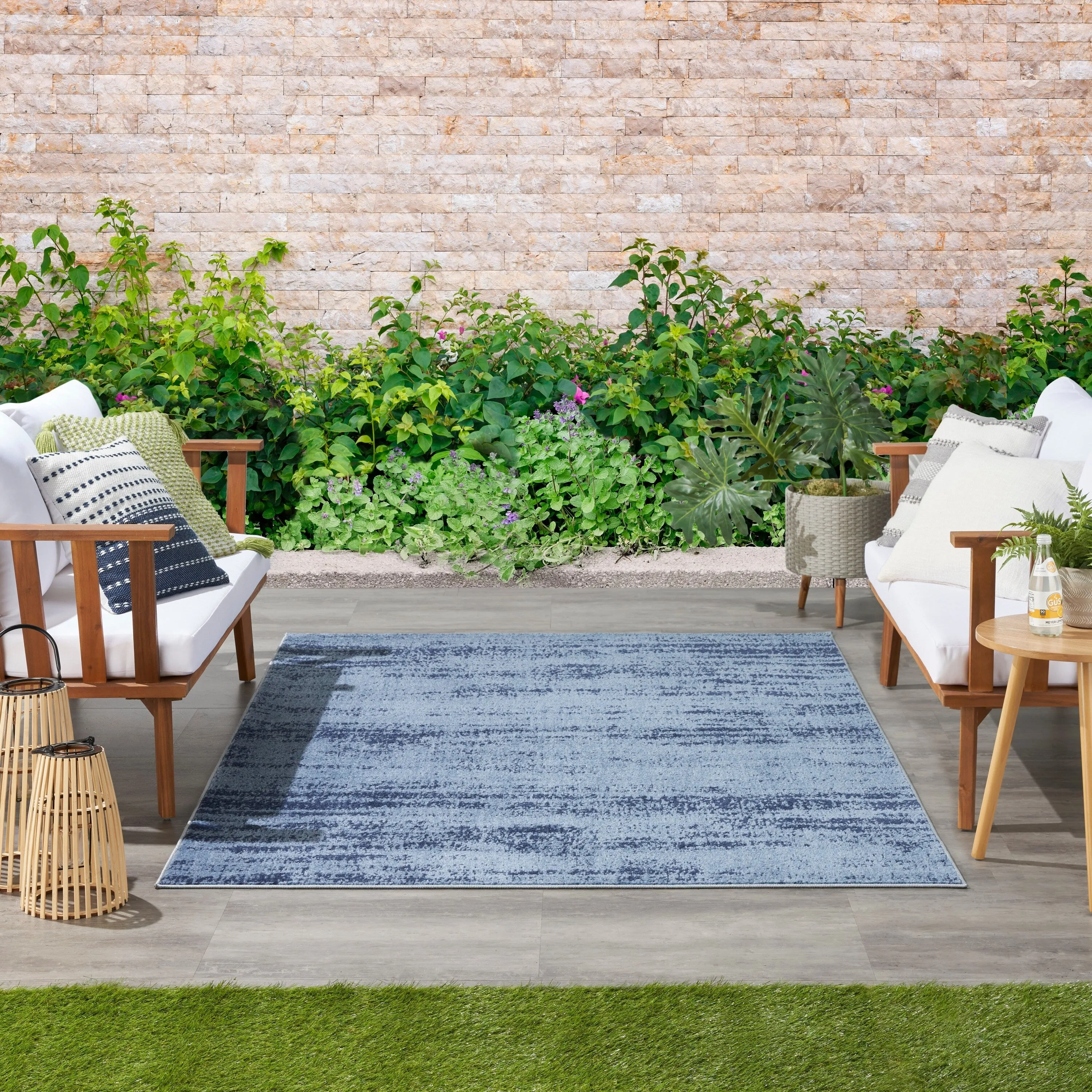 Nourison Essentials Solid Indoor/Outdoor Area Rug